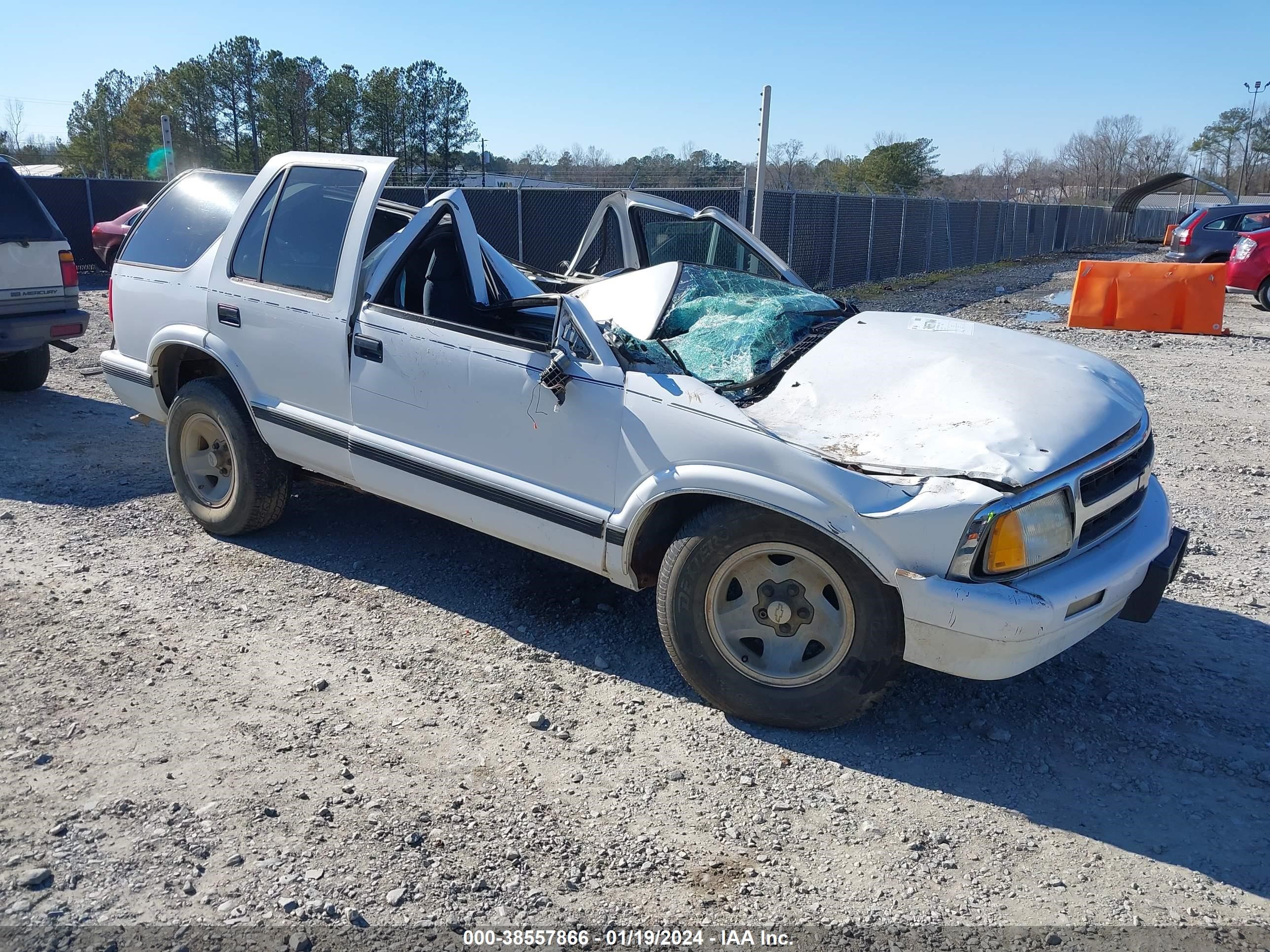 chevrolet blazer 1995 1gncs13w5sk158507