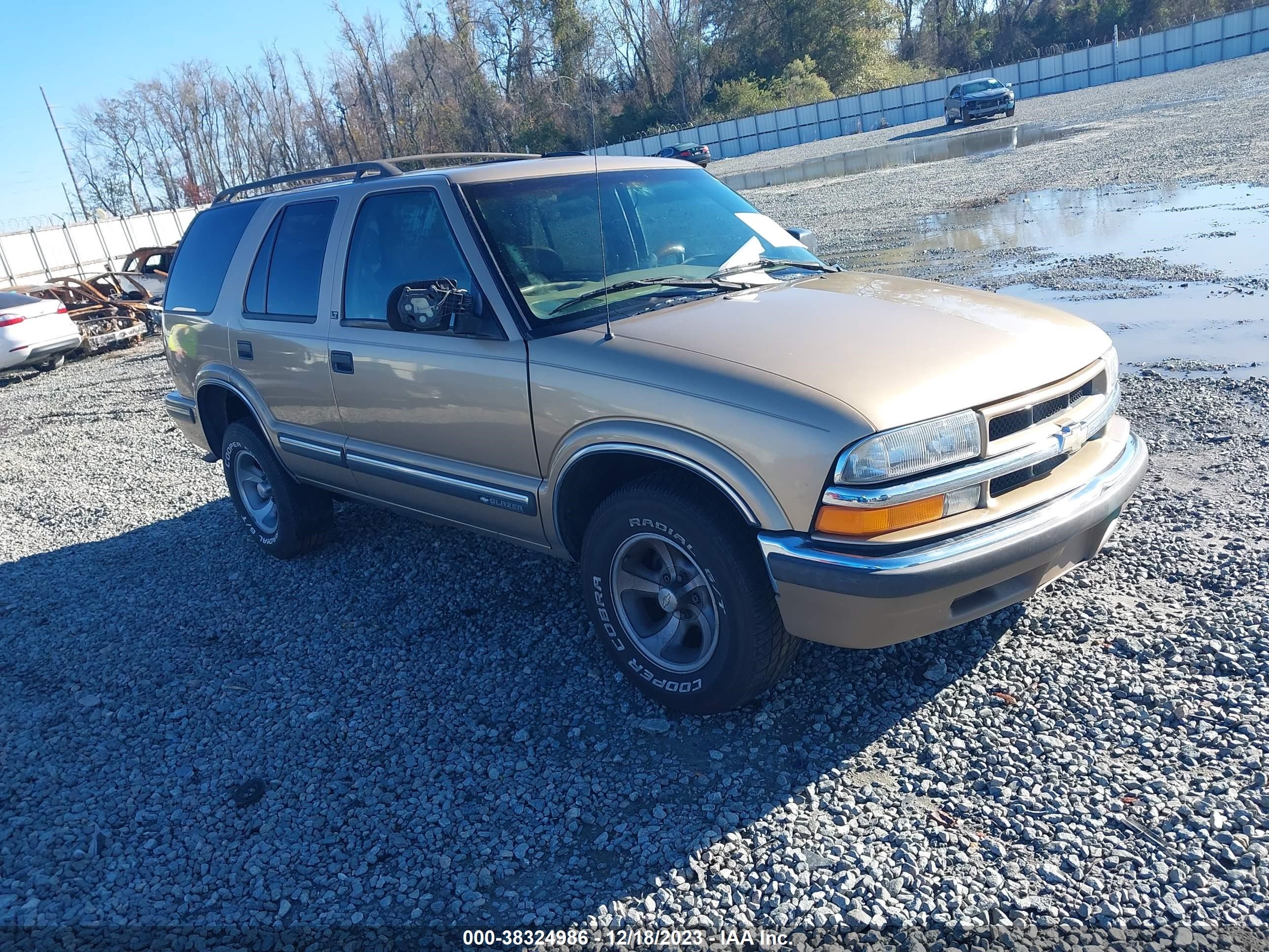 chevrolet blazer 1999 1gncs13w5x2238431