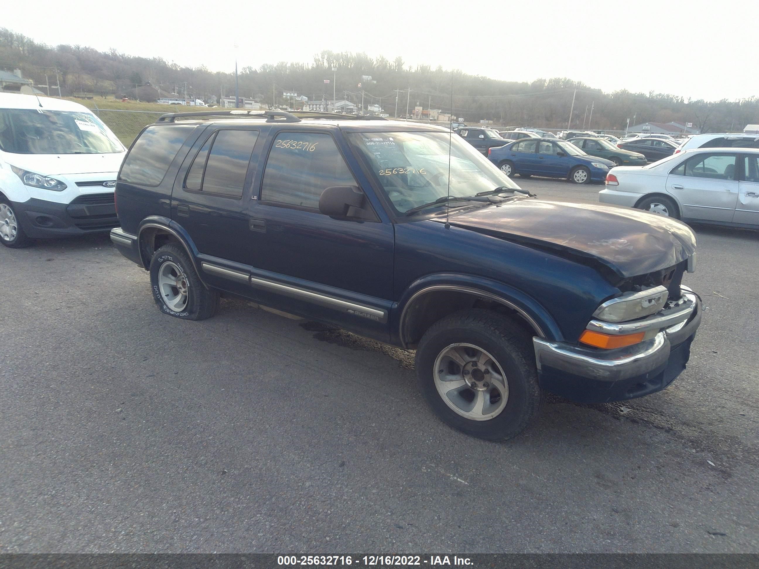 chevrolet blazer 1999 1gncs13w8x2246247