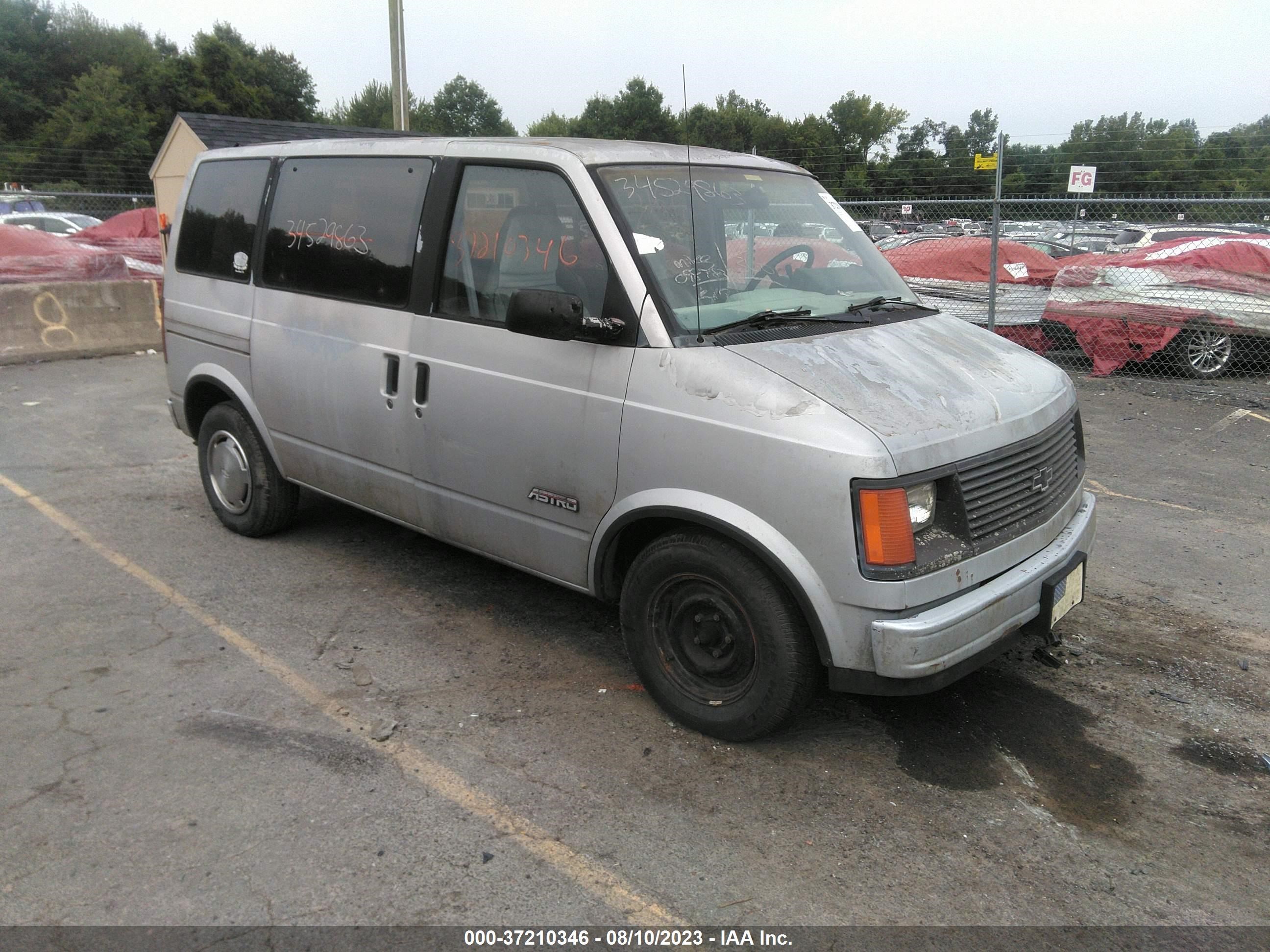 chevrolet astro 1989 1gndm15z0kb160218