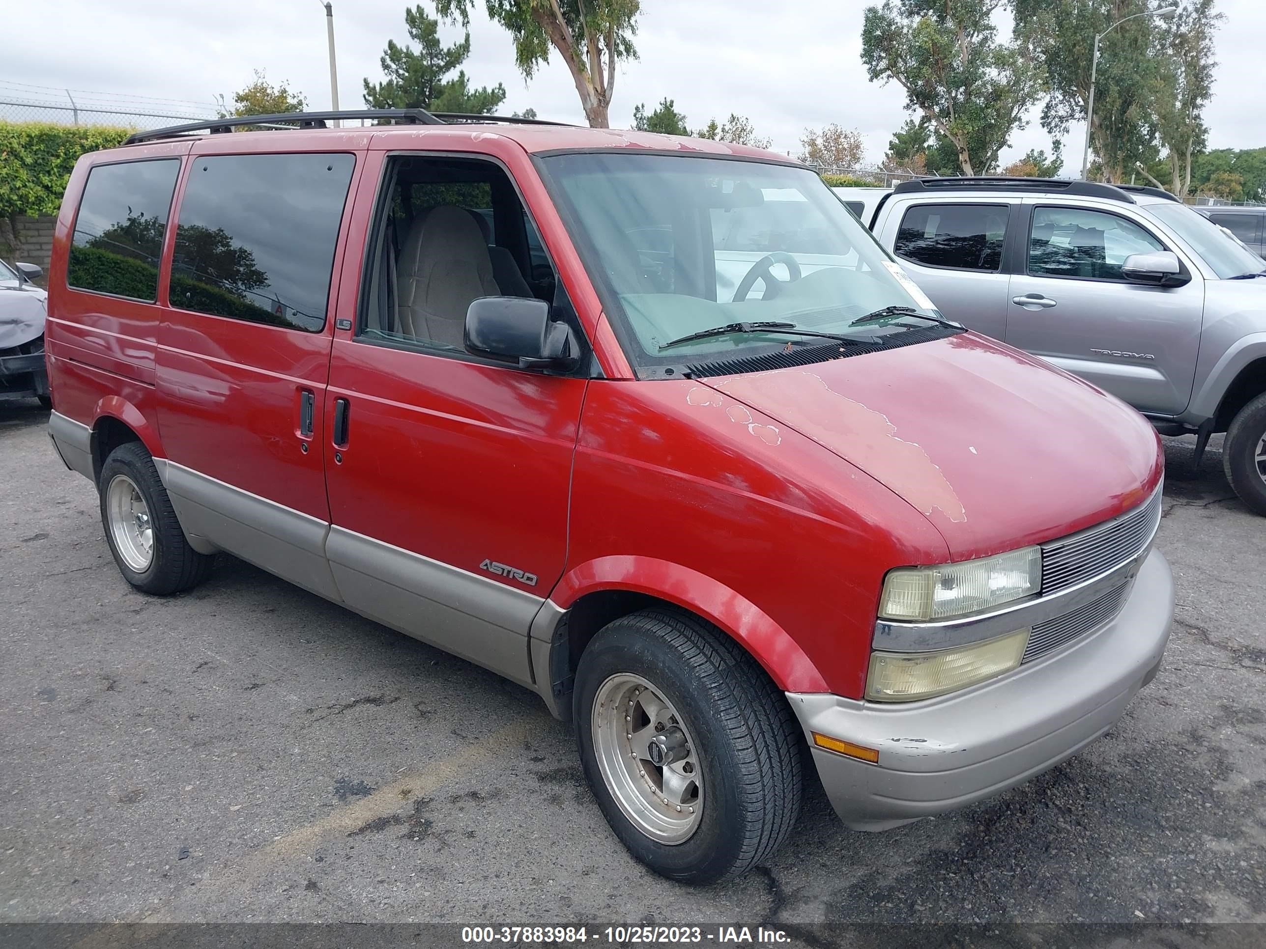 chevrolet astro 2002 1gndm19x22b100241