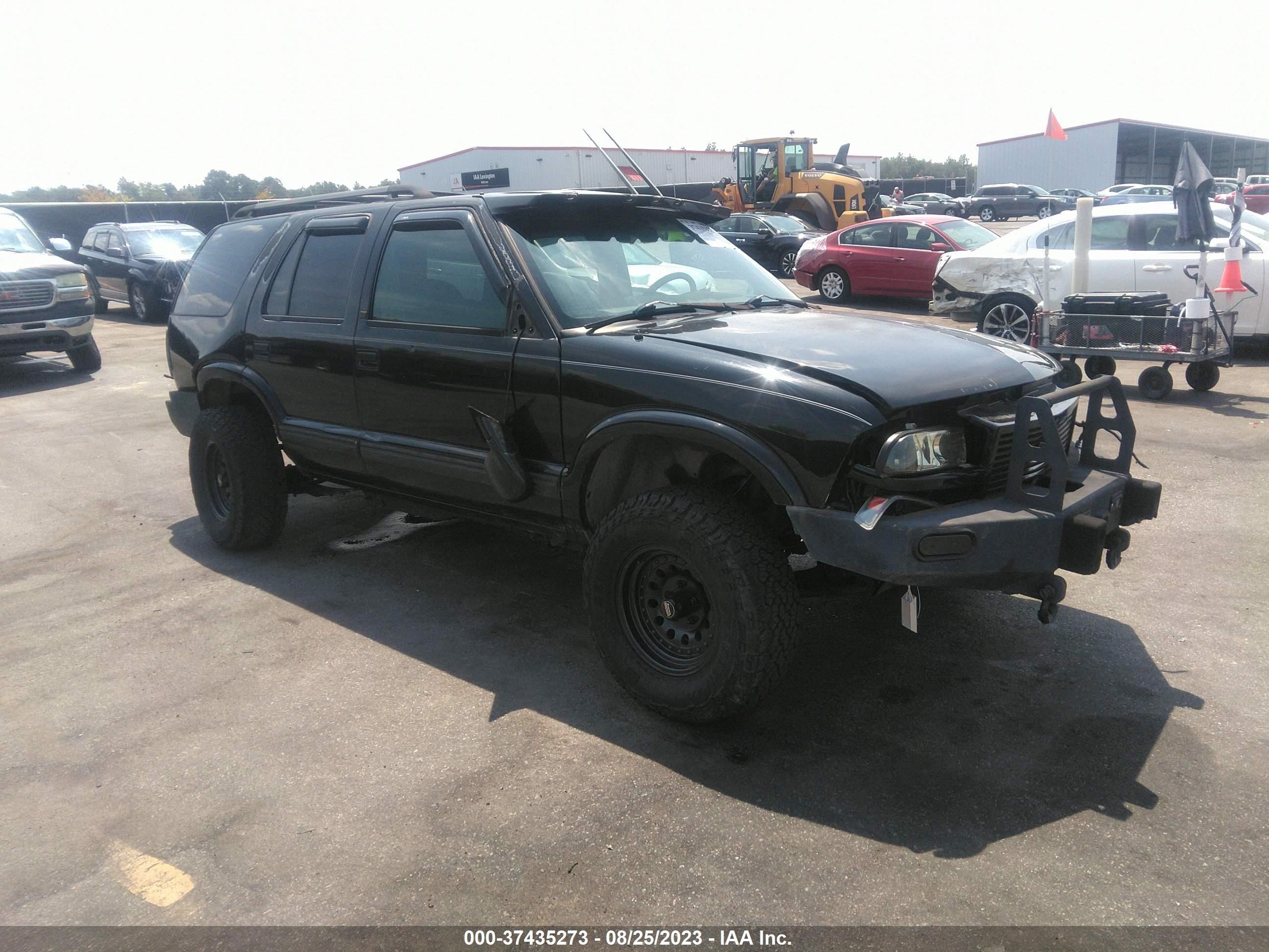 chevrolet blazer 1997 1gndt13w0vk159960