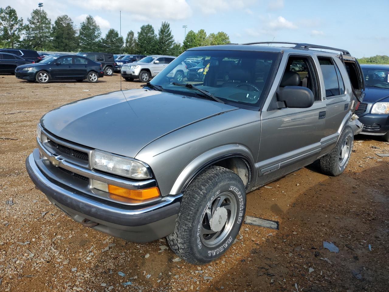 chevrolet blazer 2000 1gndt13w1y2392881