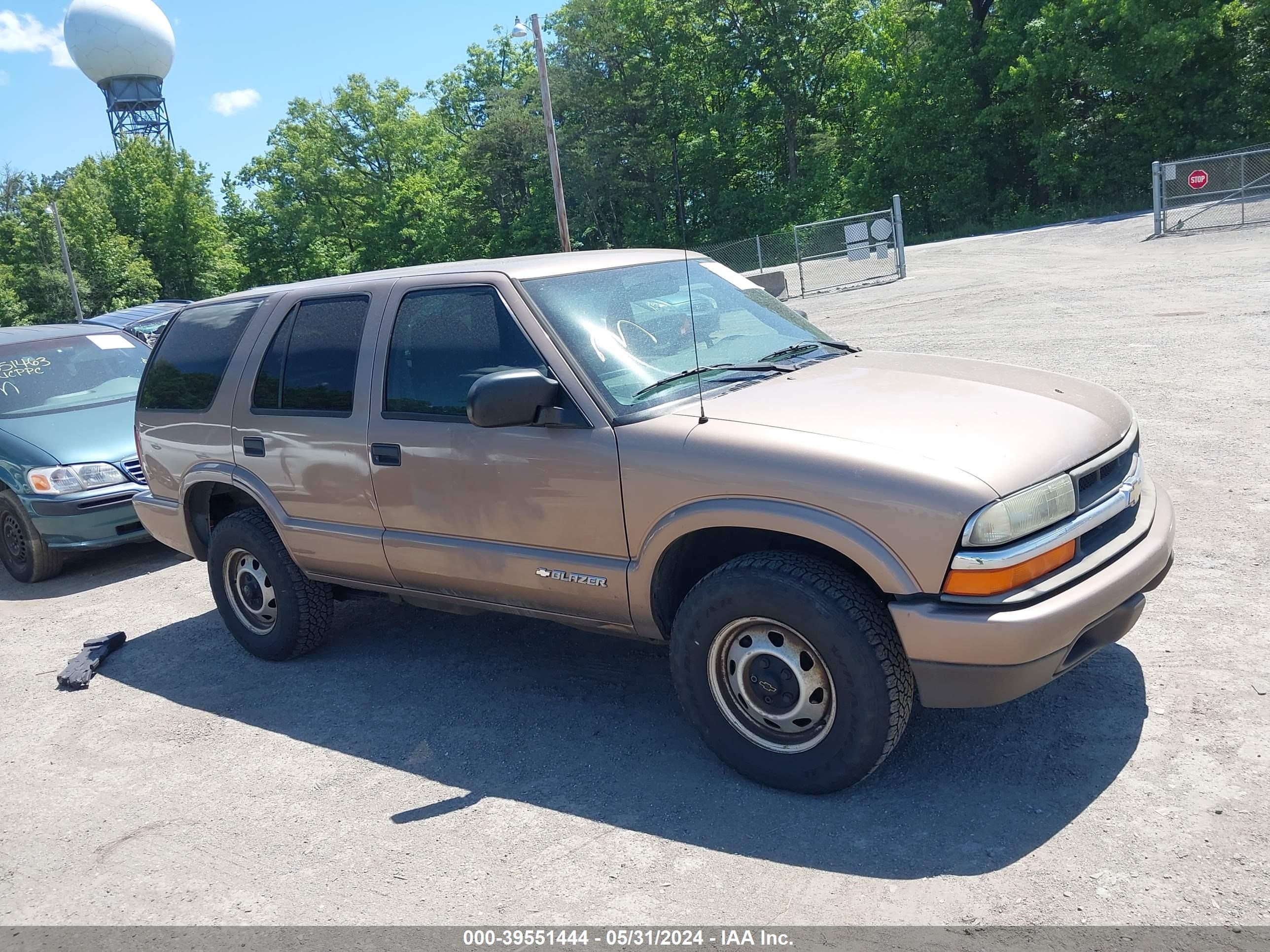 chevrolet blazer 2005 1gndt13x65k105300