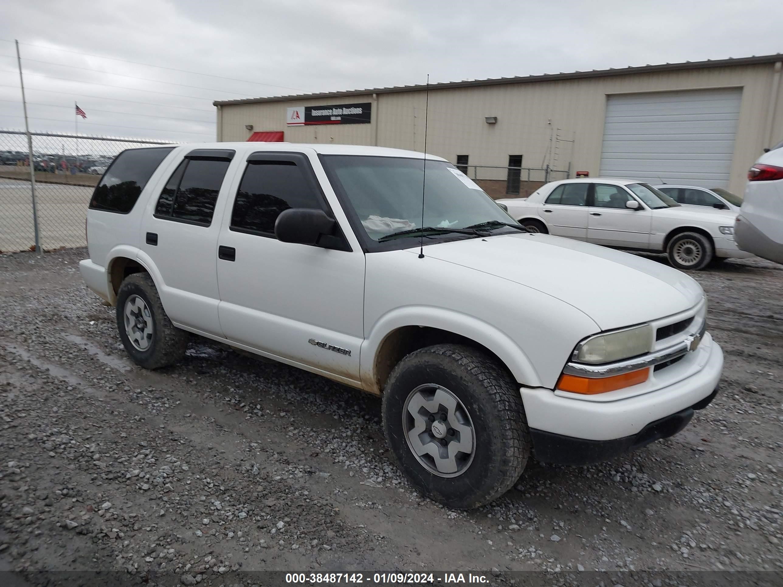 chevrolet blazer 2004 1gndt13x84k158529