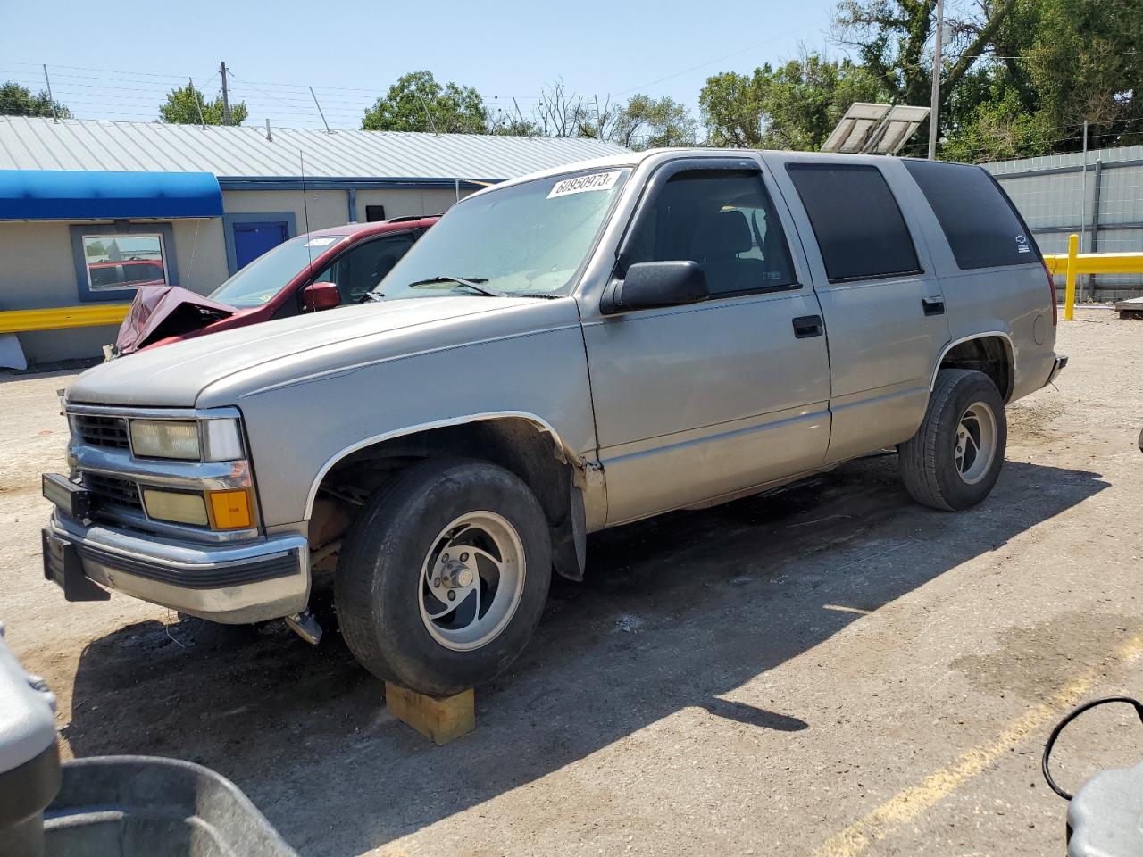 chevrolet tahoe 1998 1gnec13r6wj373082