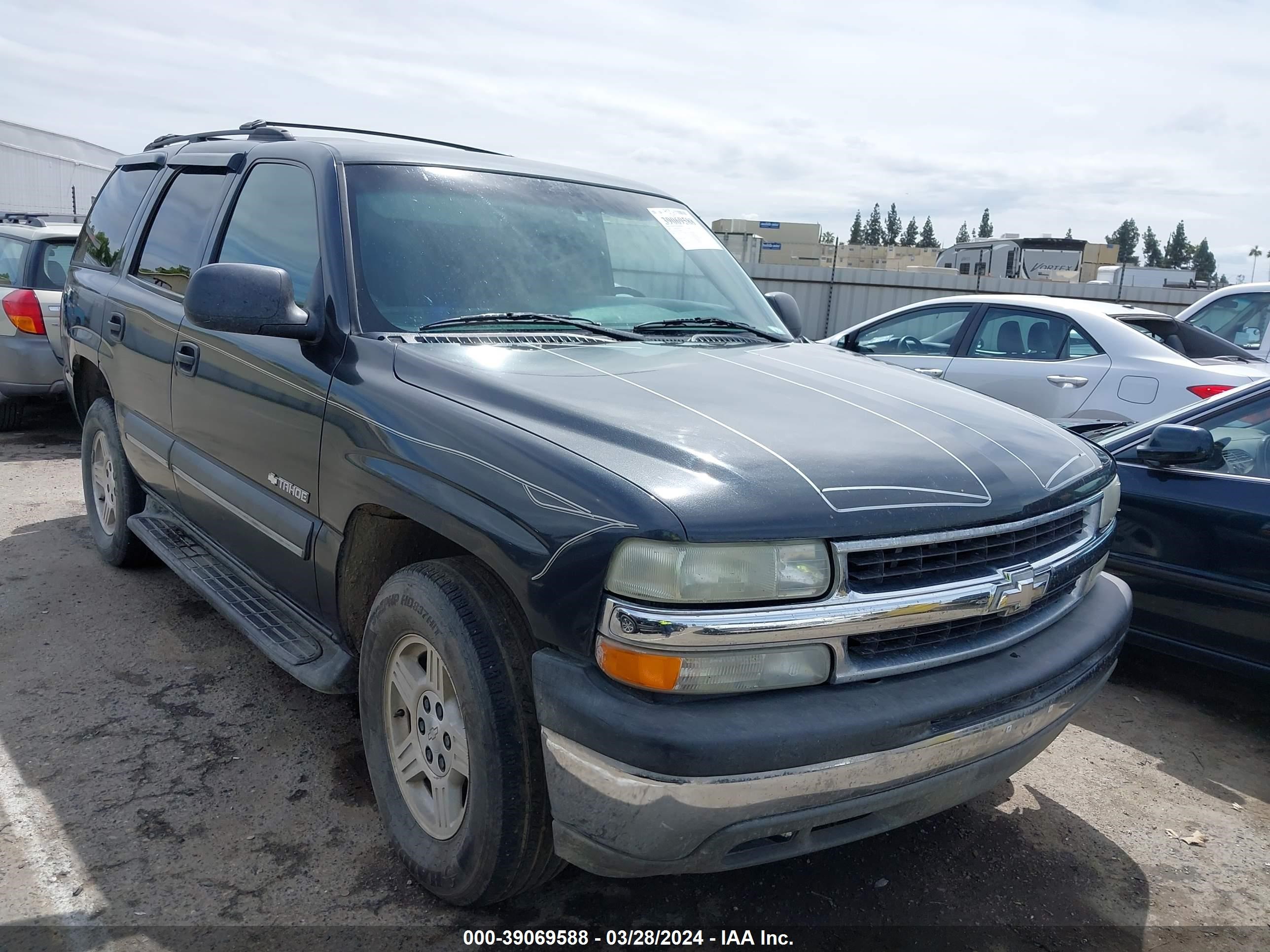 chevrolet tahoe 2003 1gnec13t53r150900