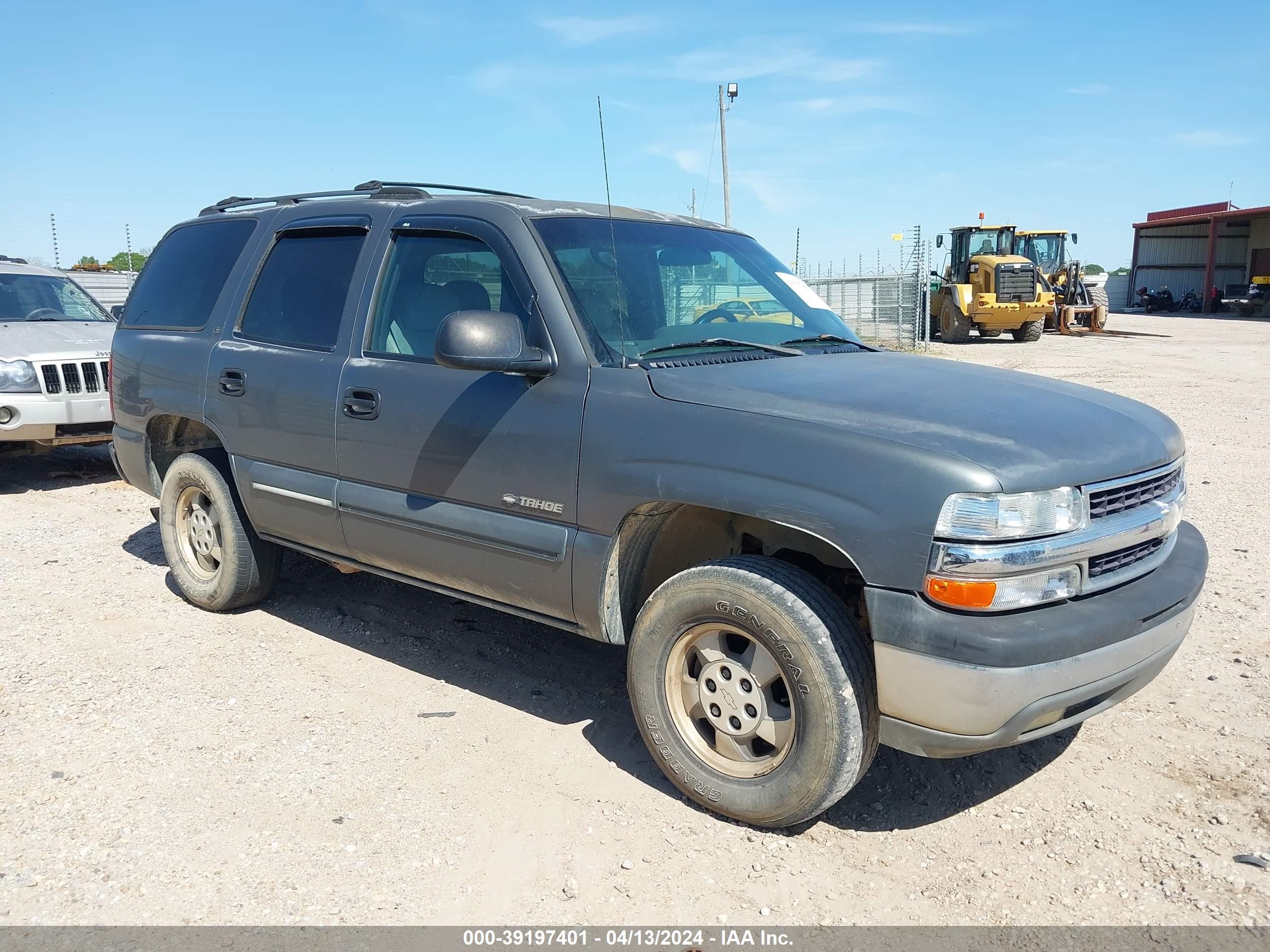 chevrolet tahoe 2002 1gnec13v42j151941