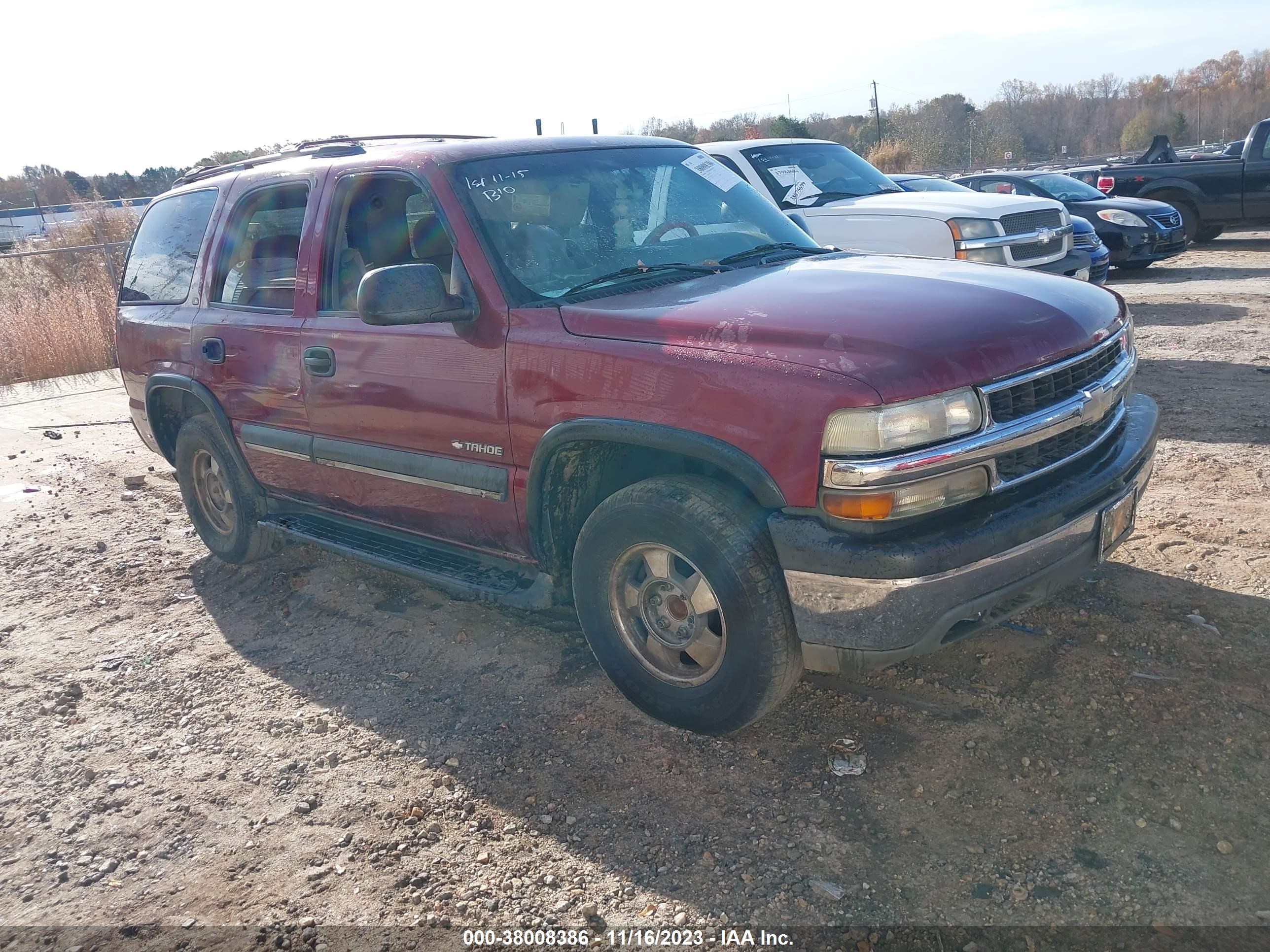 chevrolet tahoe 2002 1gnec13z02r183676