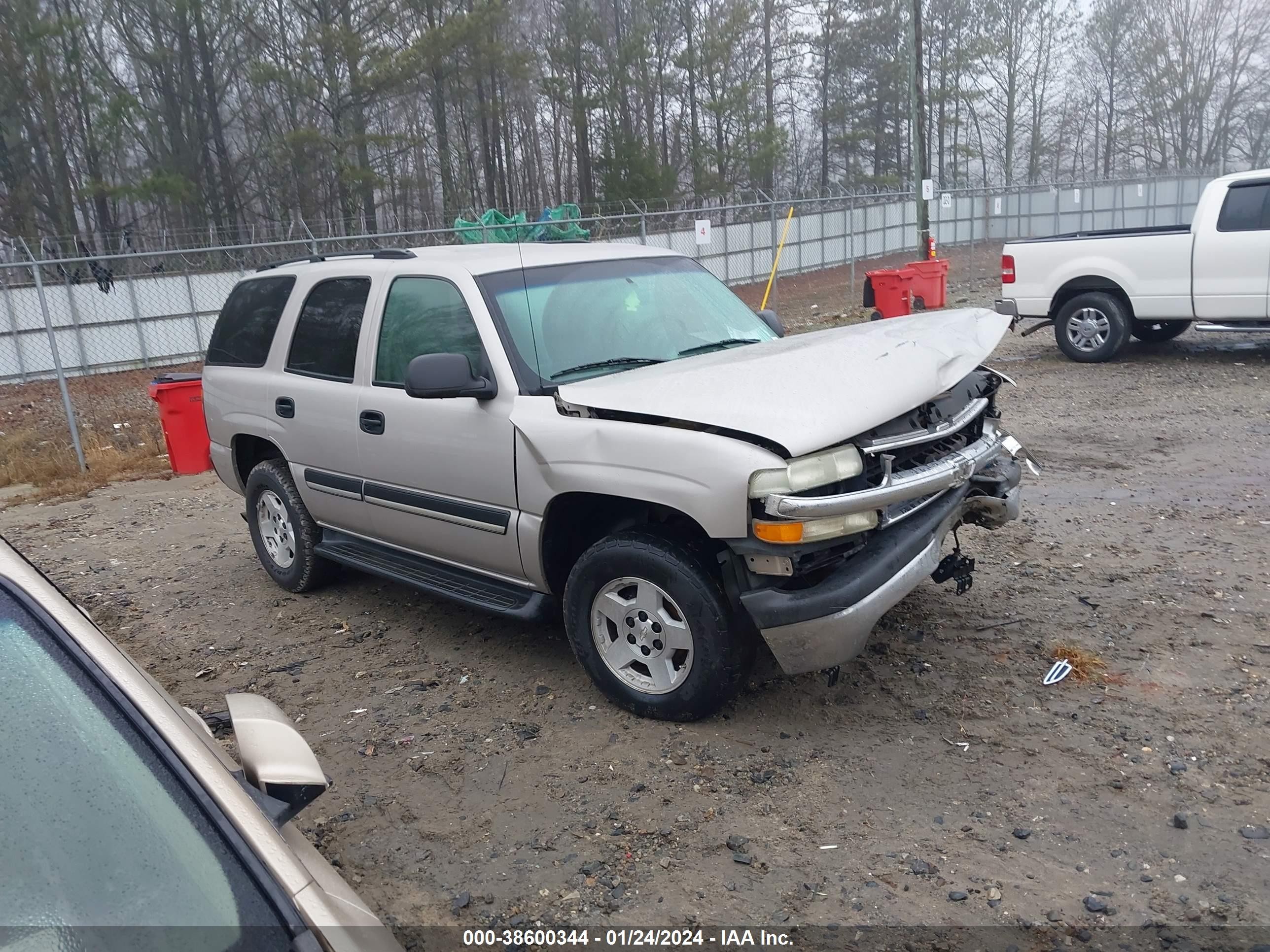 chevrolet tahoe 2004 1gnec13z44r279538