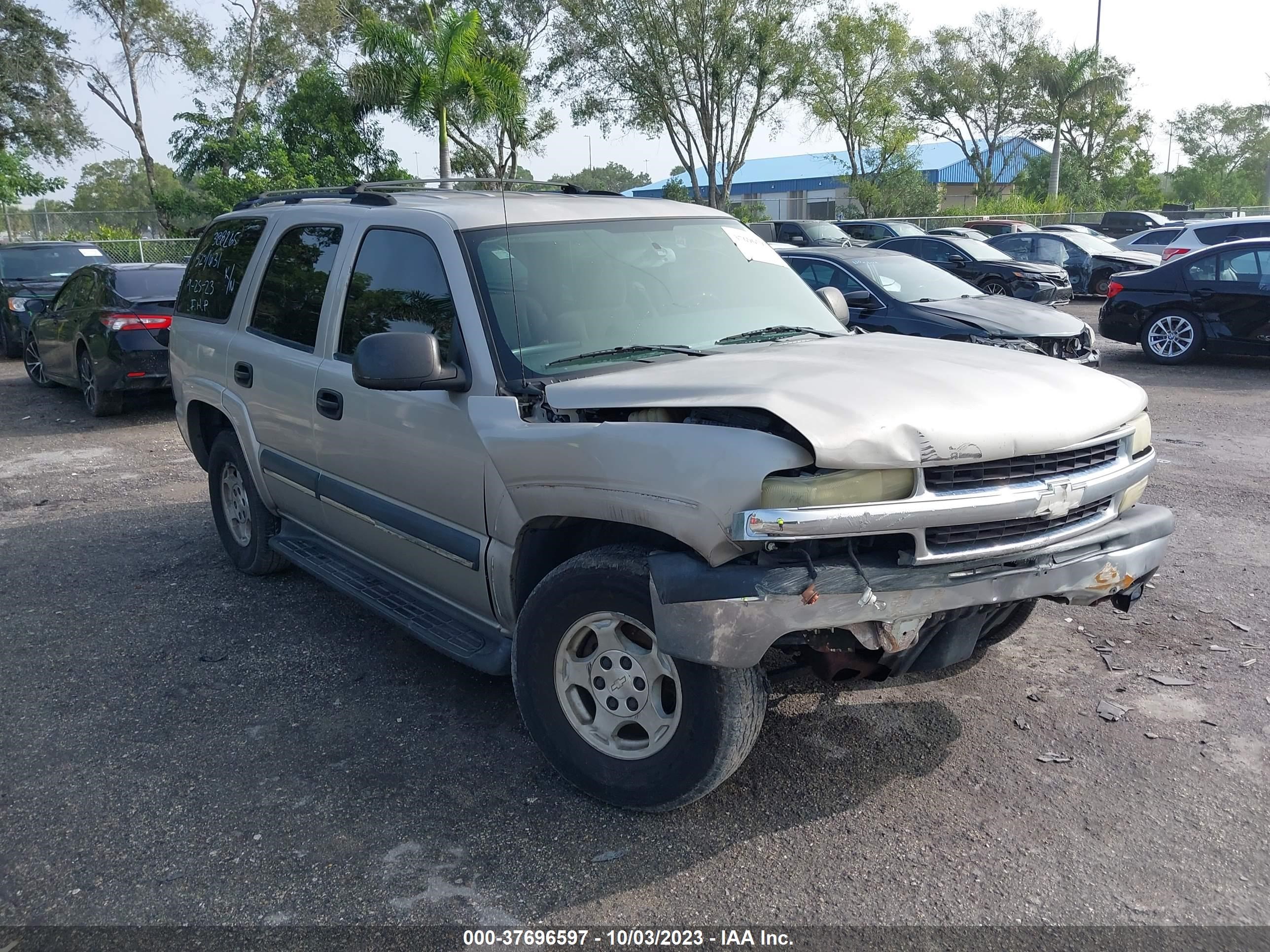 chevrolet tahoe 2004 1gnec13z64r191901