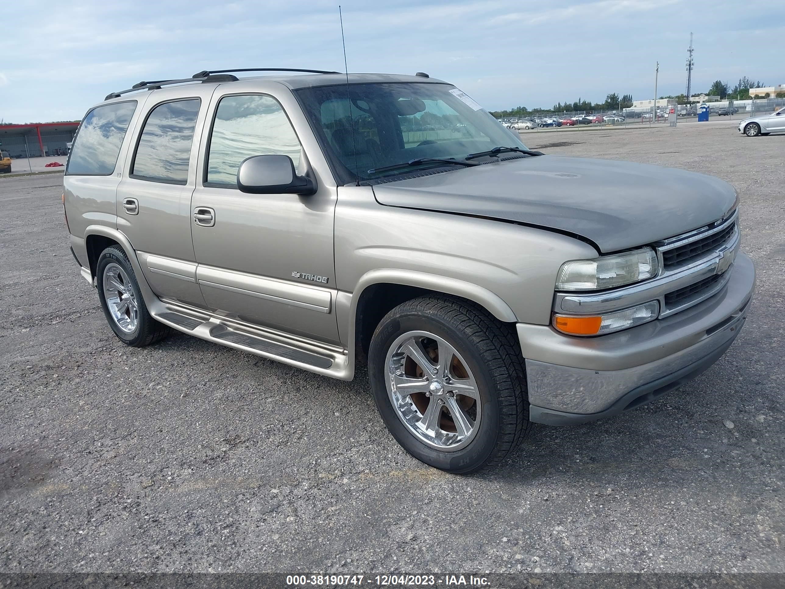 chevrolet tahoe 2003 1gnec13zx3j334409