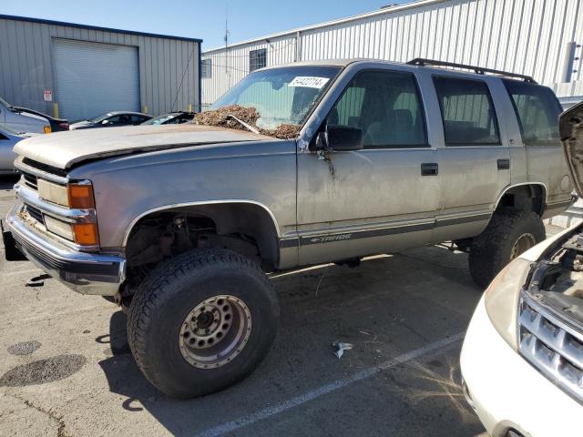 chevrolet tahoe 1998 1gnek13r4wj373293