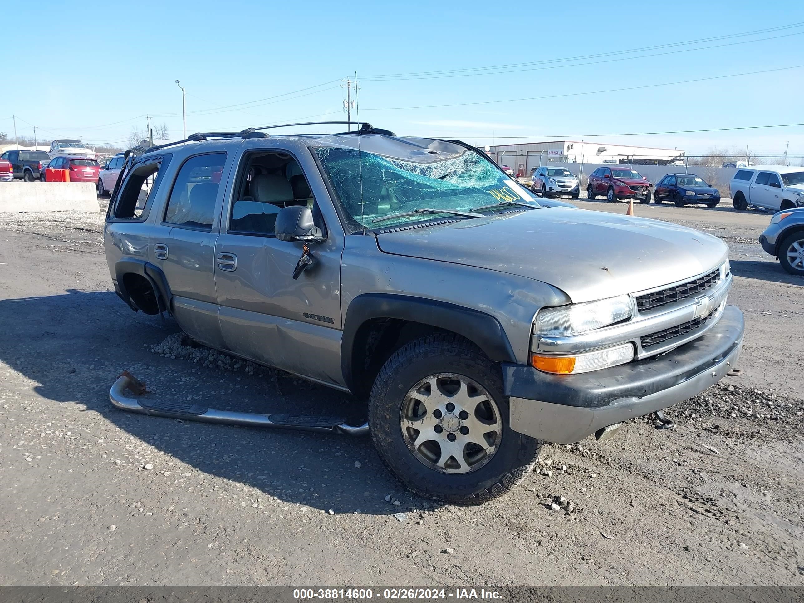 chevrolet tahoe 2002 1gnek13z22j269685