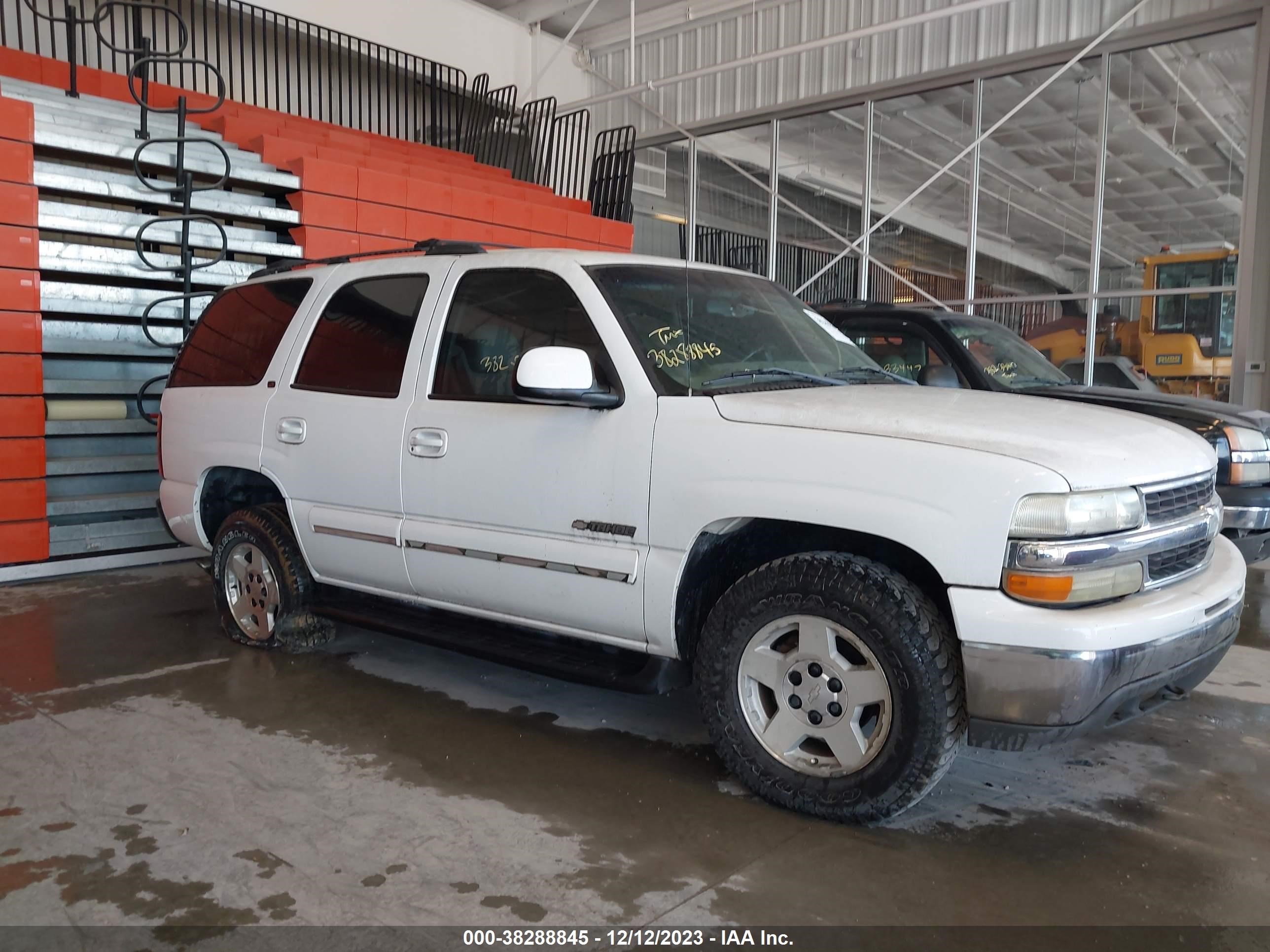 chevrolet tahoe 2003 1gnek13z23j188347