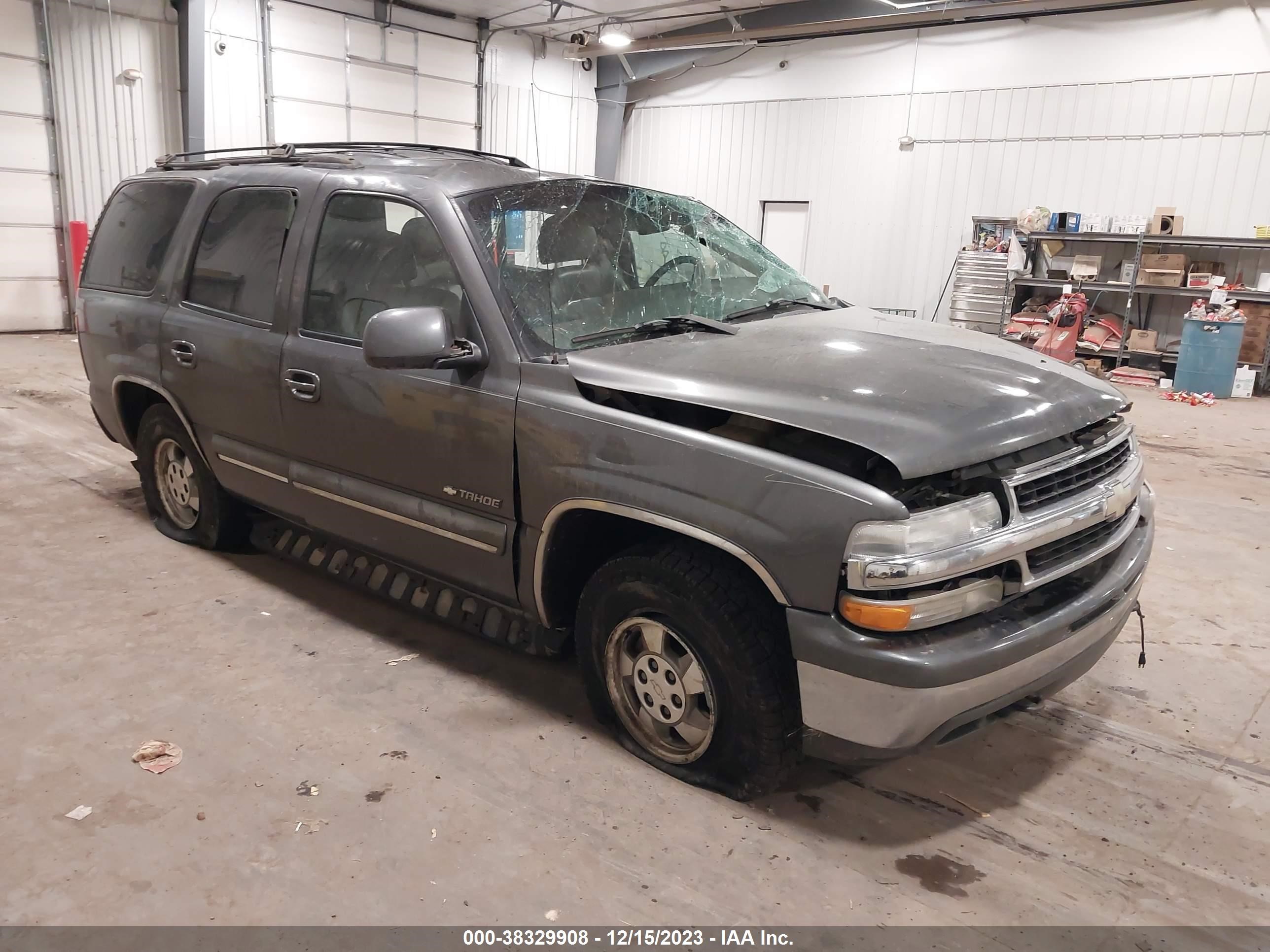 chevrolet tahoe 2002 1gnek13z82j221334