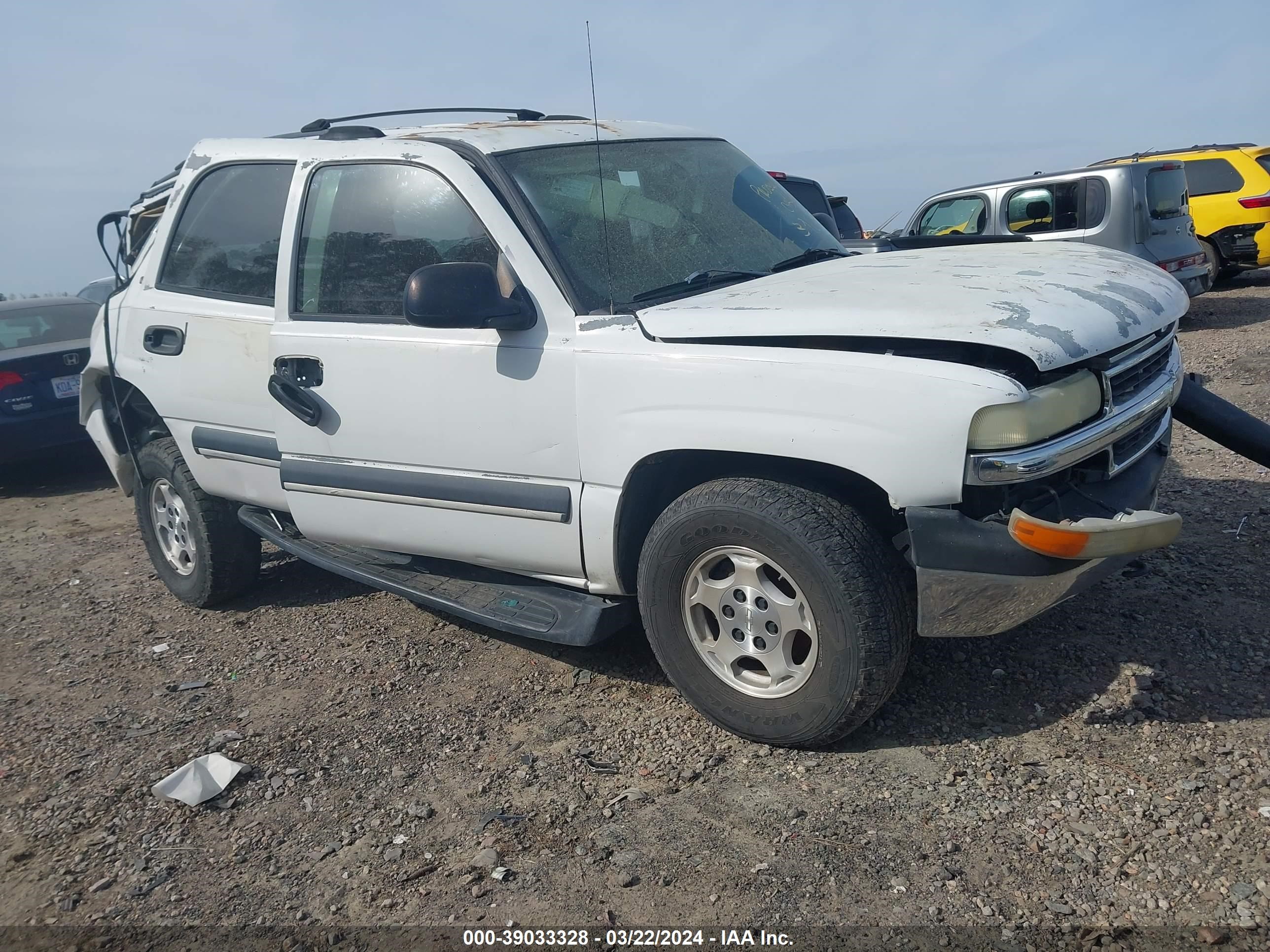 chevrolet tahoe 2004 1gnek13z84j104288