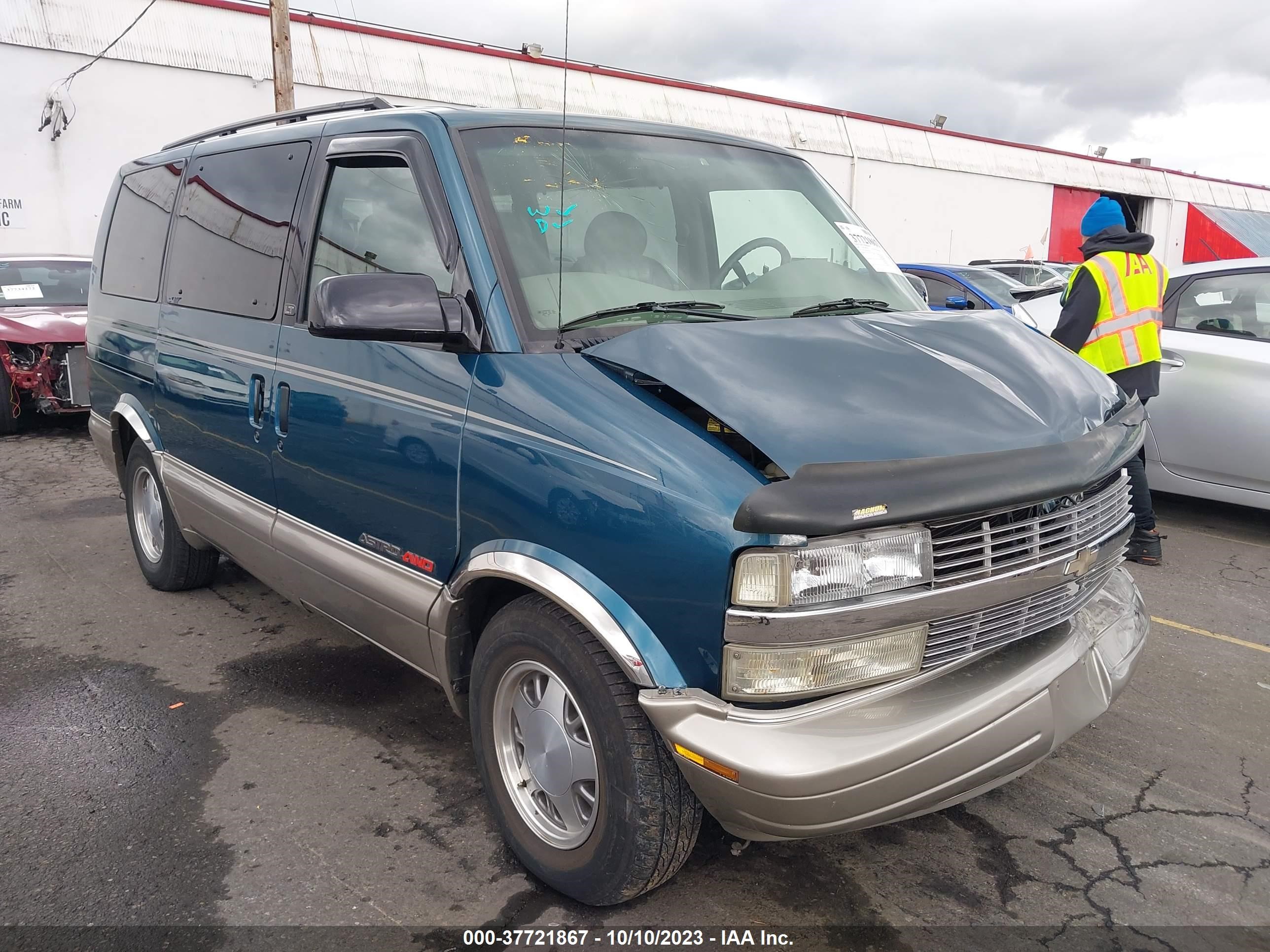 chevrolet astro 2001 1gnel19w01b145465