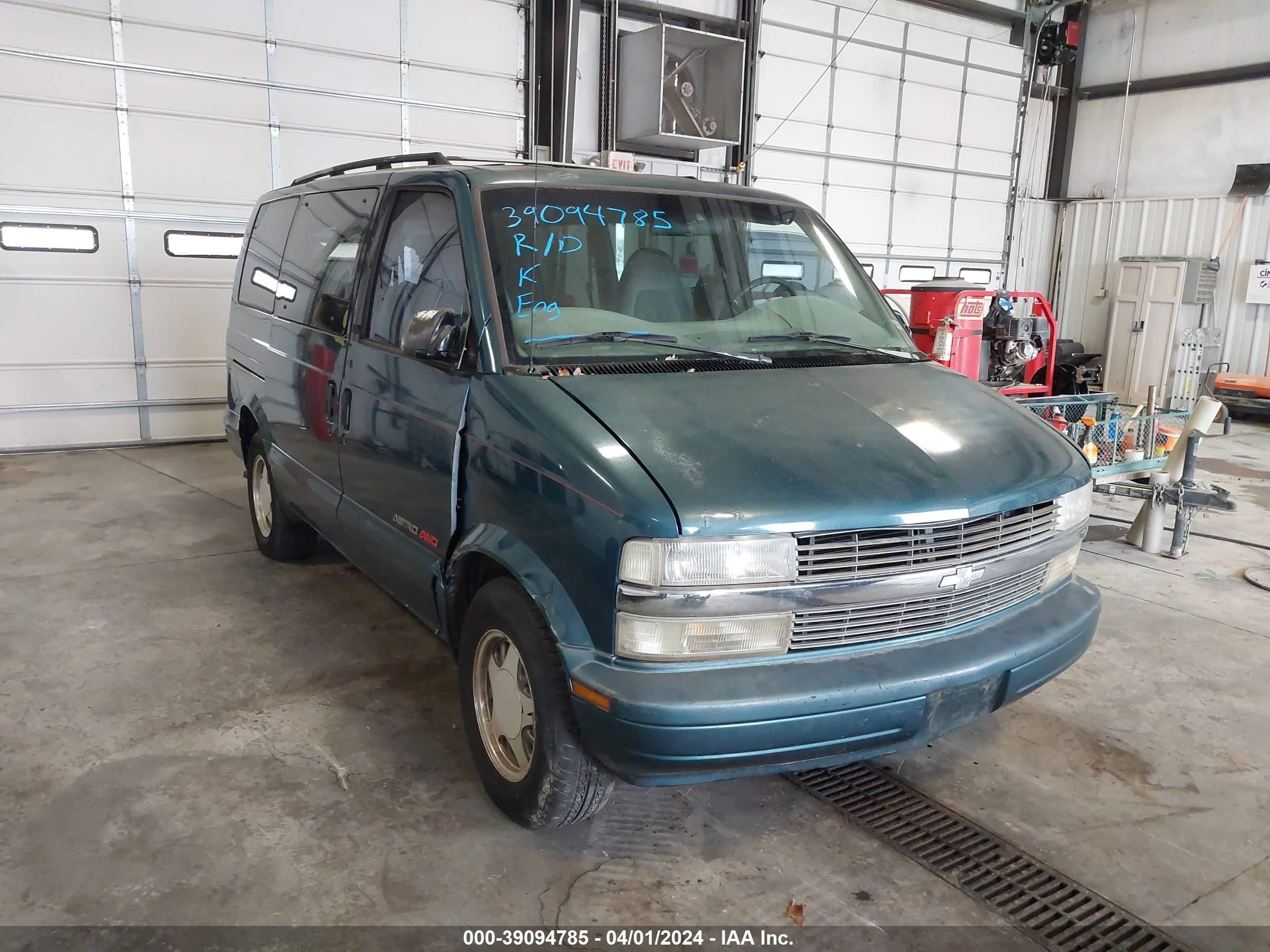 chevrolet astro 2000 1gnel19w0yb173339