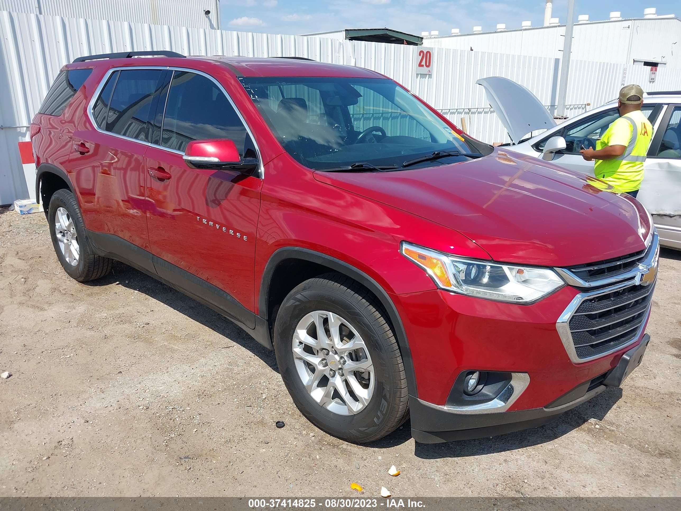 chevrolet traverse 2019 1gnergkw4kj164118