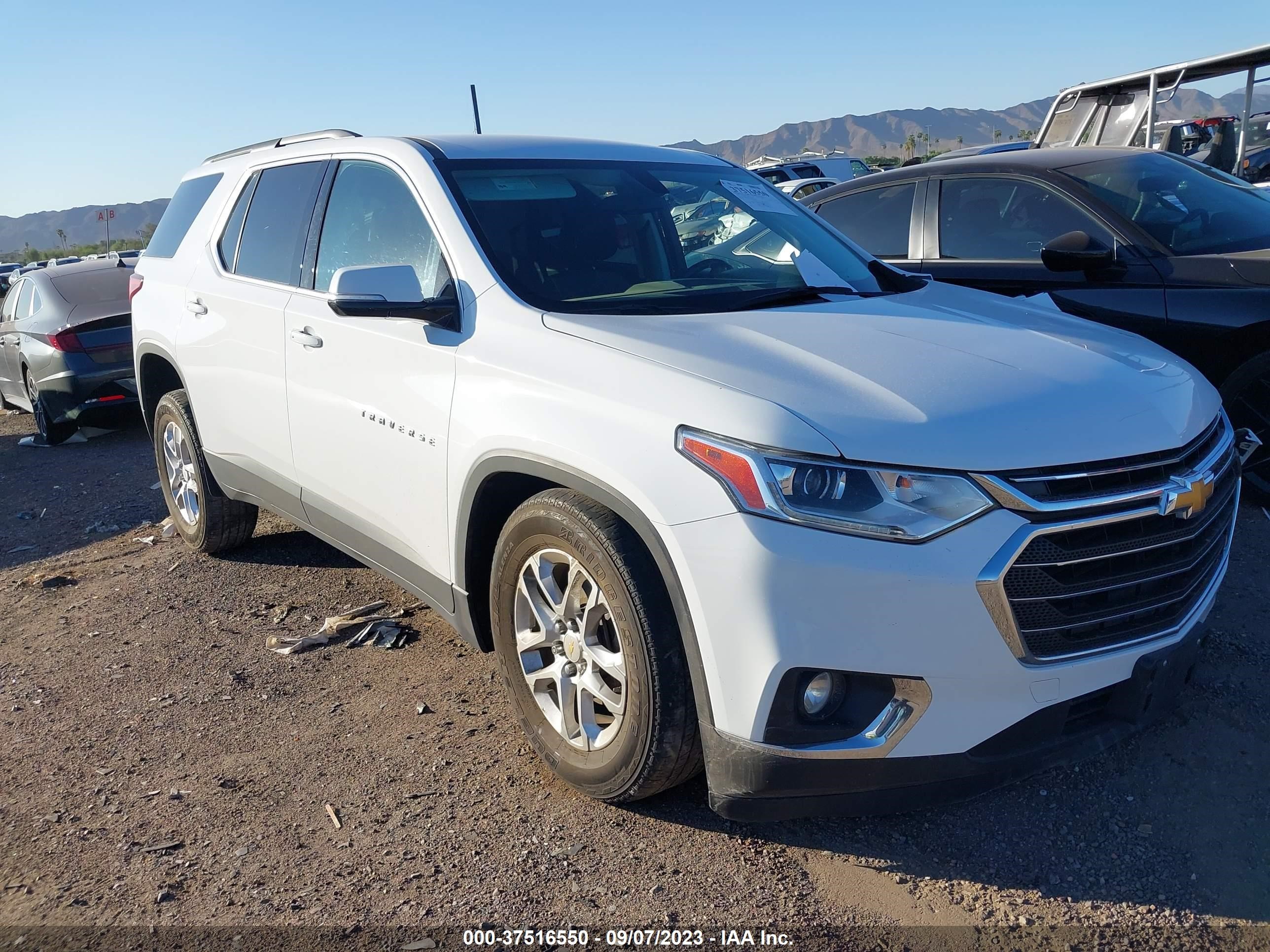 chevrolet traverse 2019 1gnergkw8kj302193