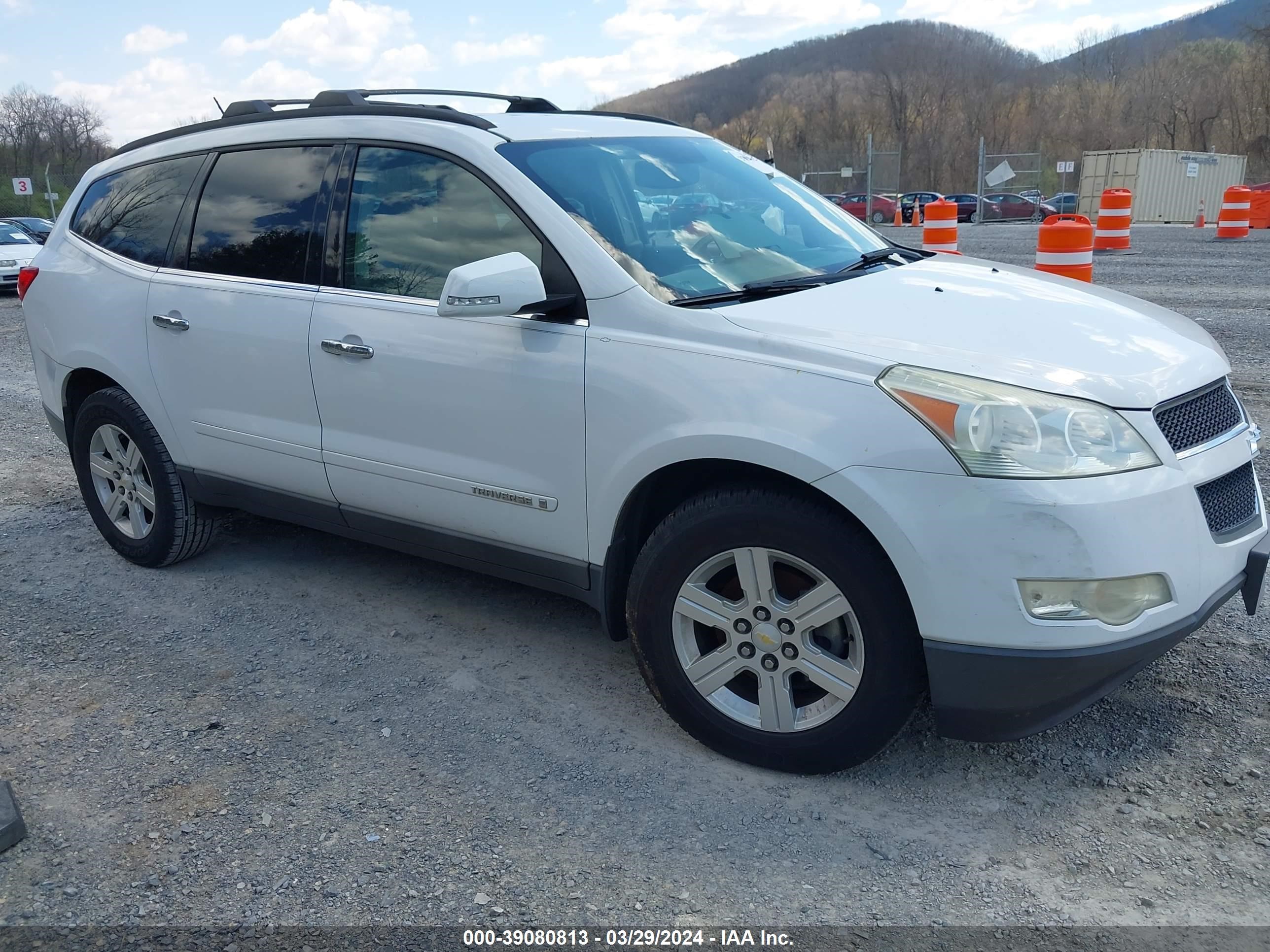 chevrolet traverse 2009 1gnev23d59s128938