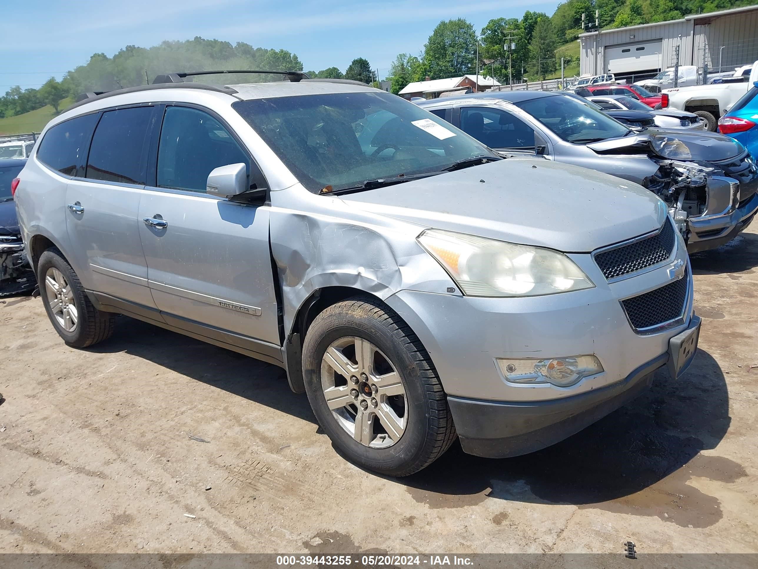 chevrolet traverse 2009 1gnev23d69s109783