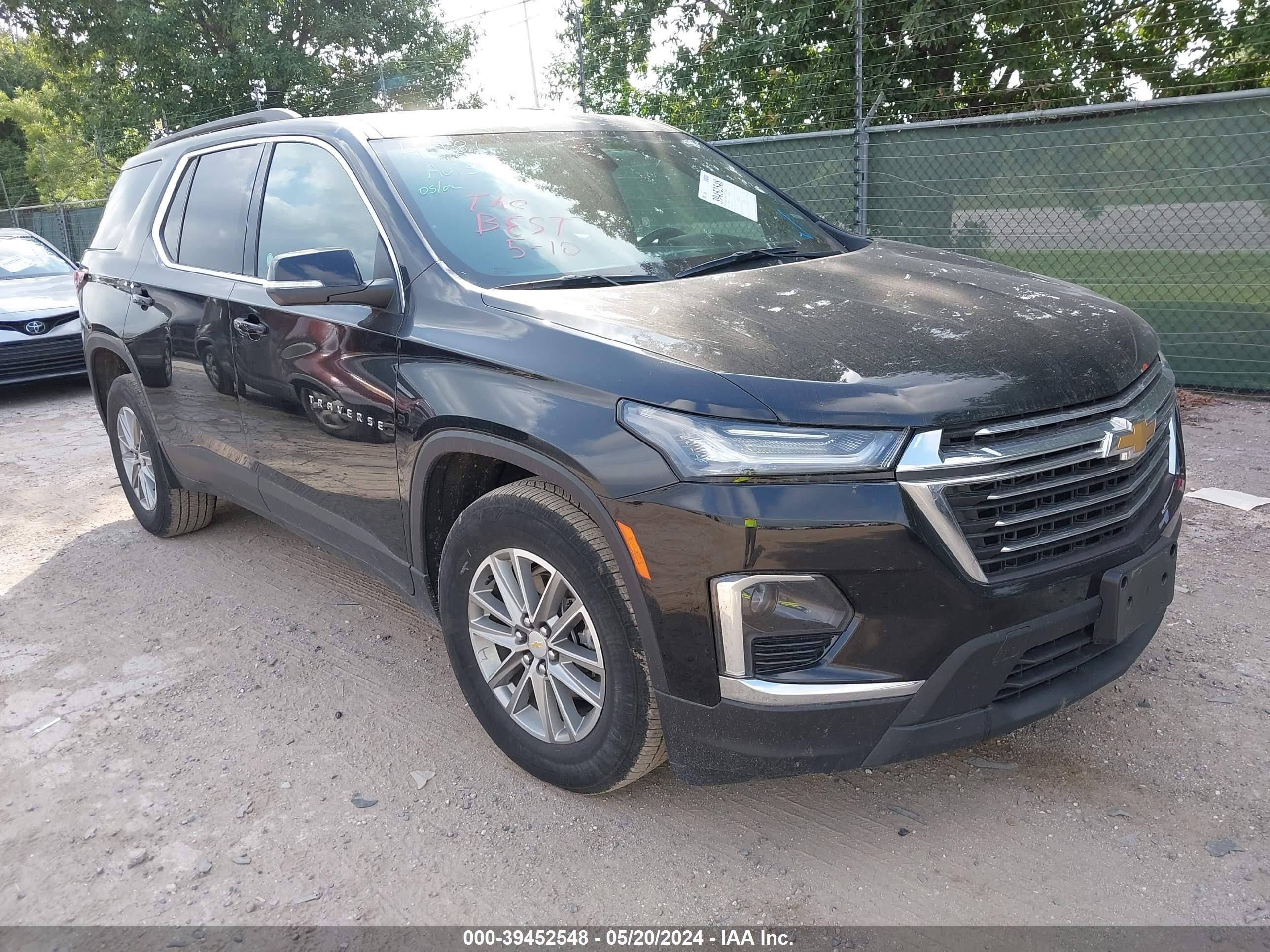 chevrolet traverse 2023 1gnevgkw1pj143035