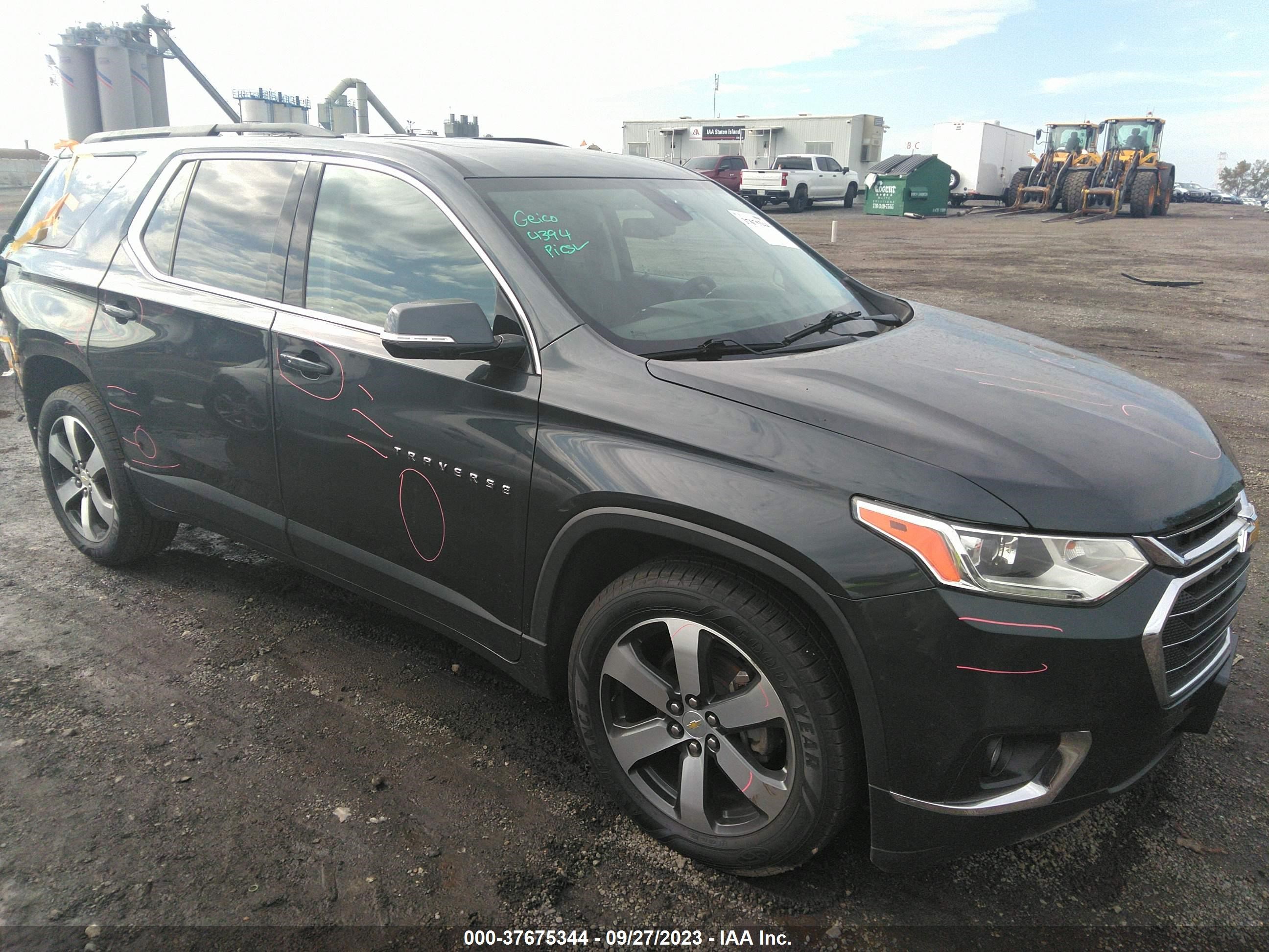 chevrolet traverse 2019 1gnevhkw0kj194394