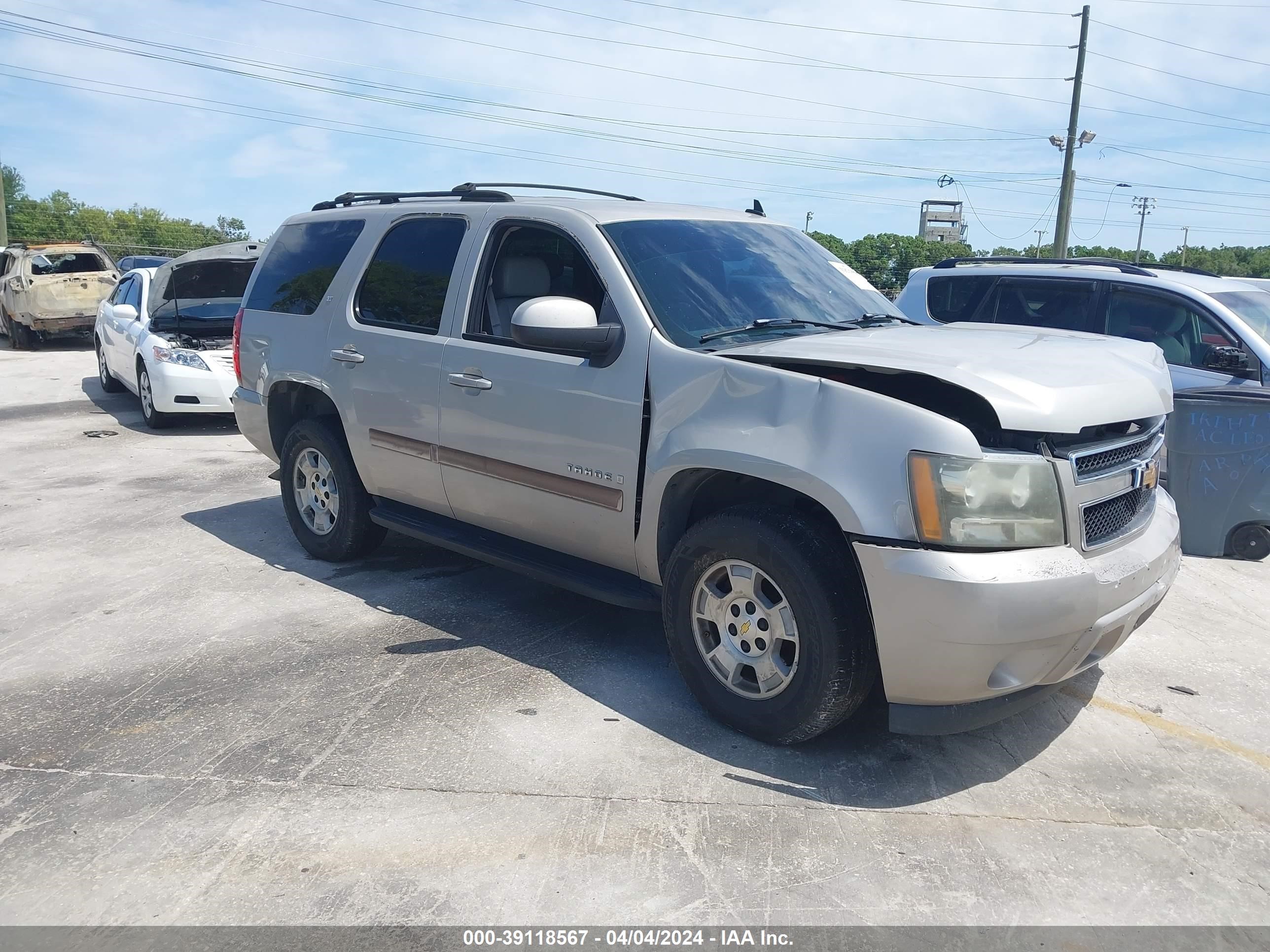 chevrolet tahoe 2007 1gnfc13007r227480