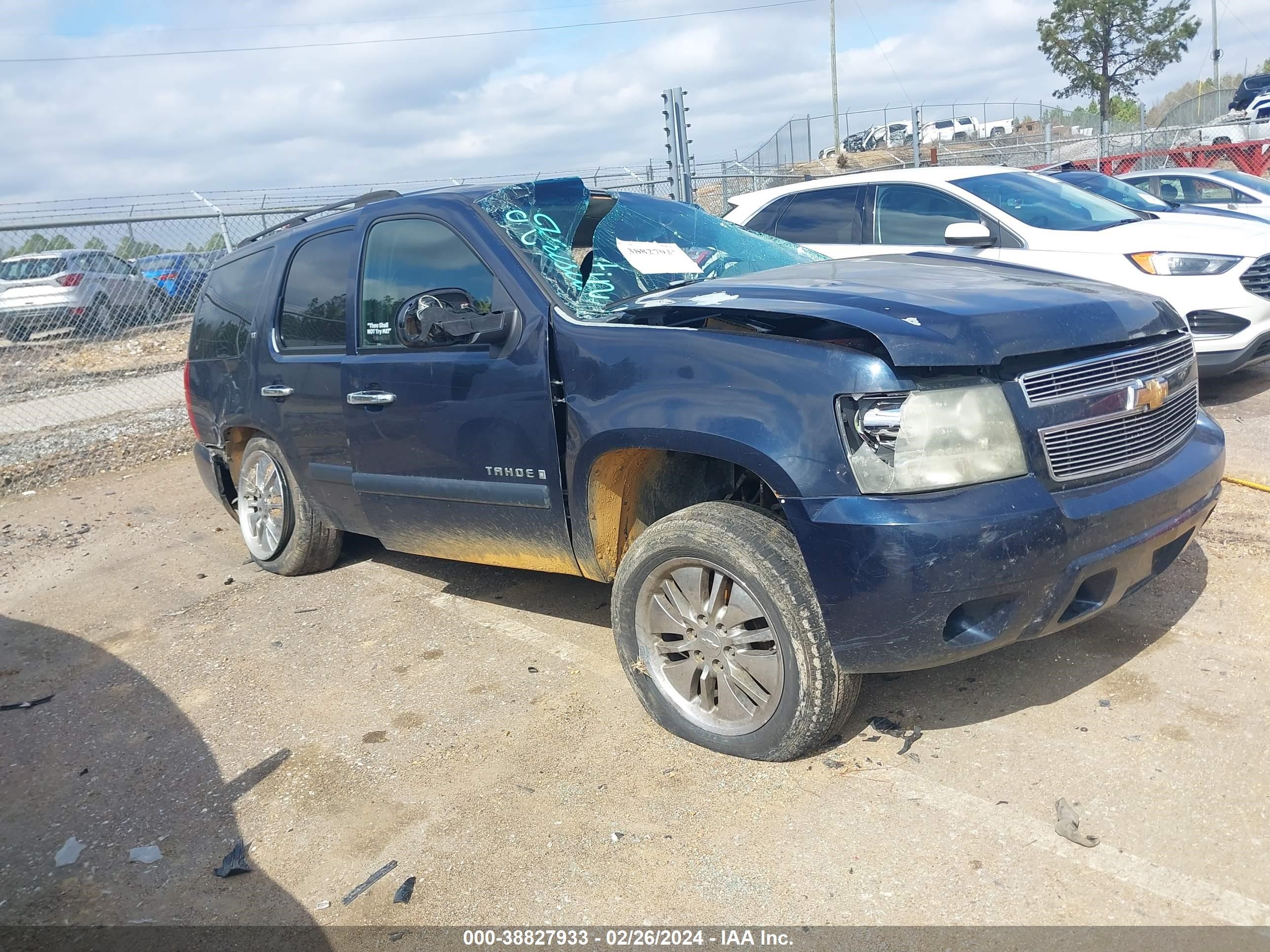 chevrolet tahoe 2007 1gnfc13037j133284