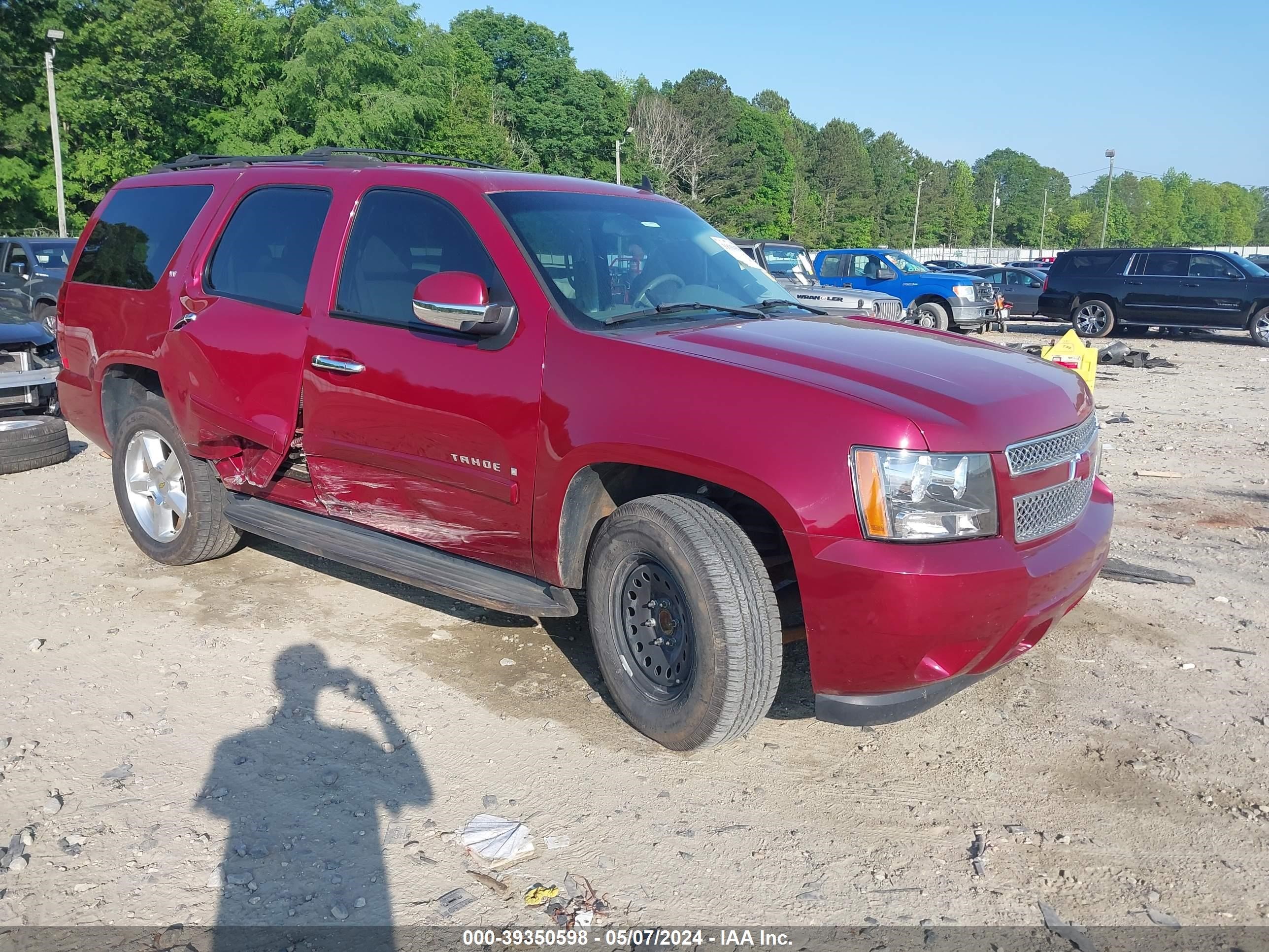 chevrolet tahoe 2007 1gnfc13037r178517