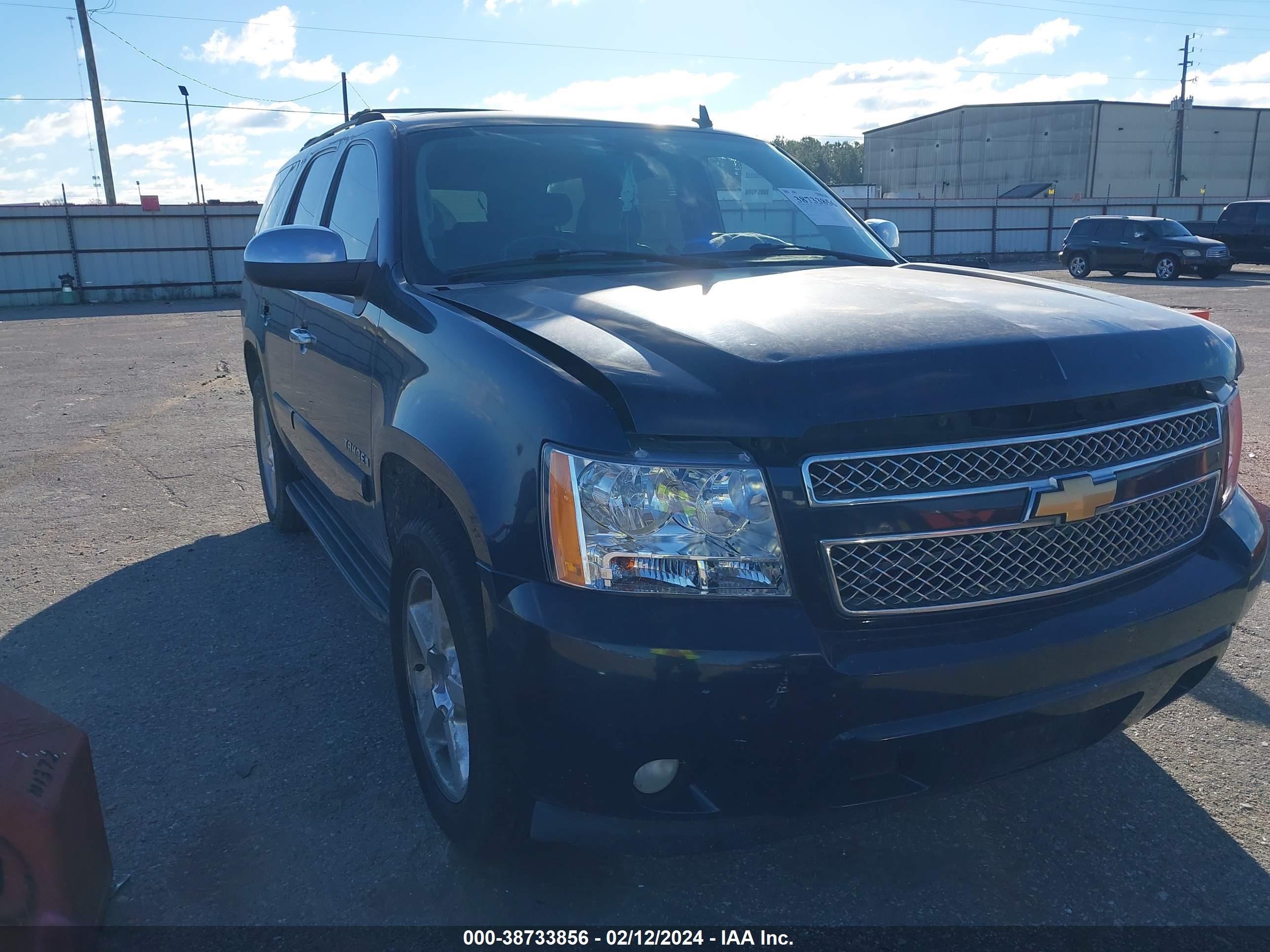 chevrolet tahoe 2007 1gnfc13037r277855