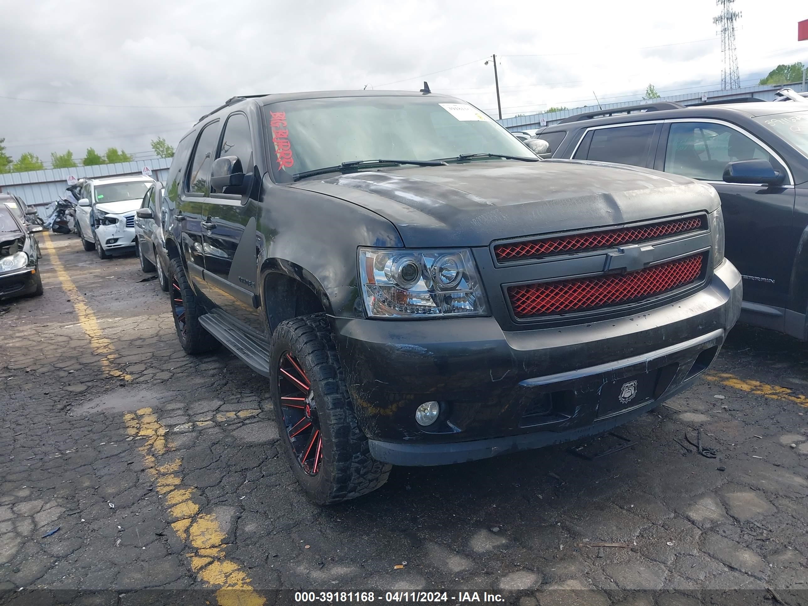 chevrolet tahoe 2008 1gnfc13038r174212