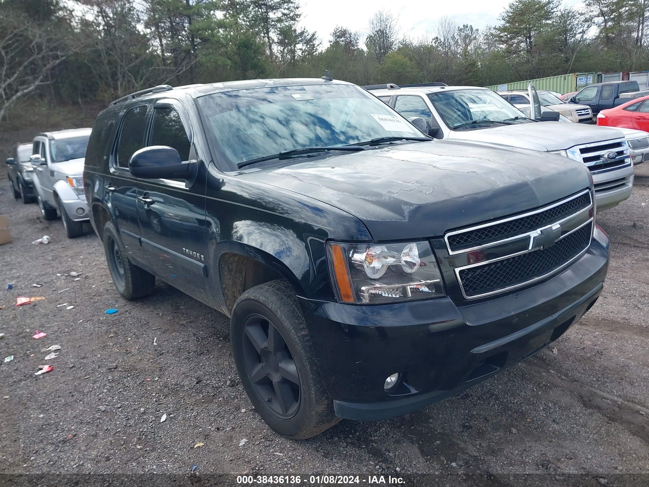 chevrolet tahoe 2007 1gnfc13057j337066