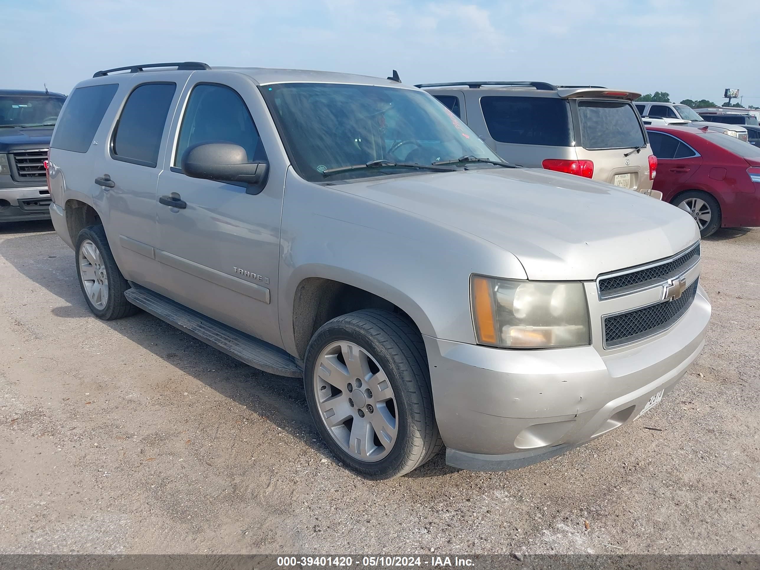 chevrolet tahoe 2008 1gnfc13c38r208014