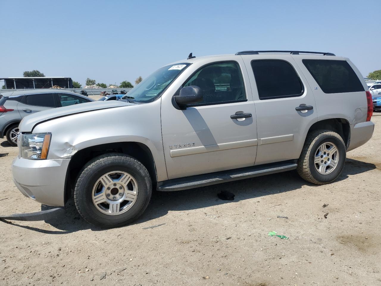 chevrolet tahoe 2008 1gnfc13c88j211456