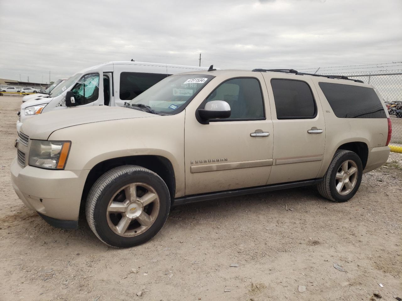 chevrolet suburban 2008 1gnfc16088r150290