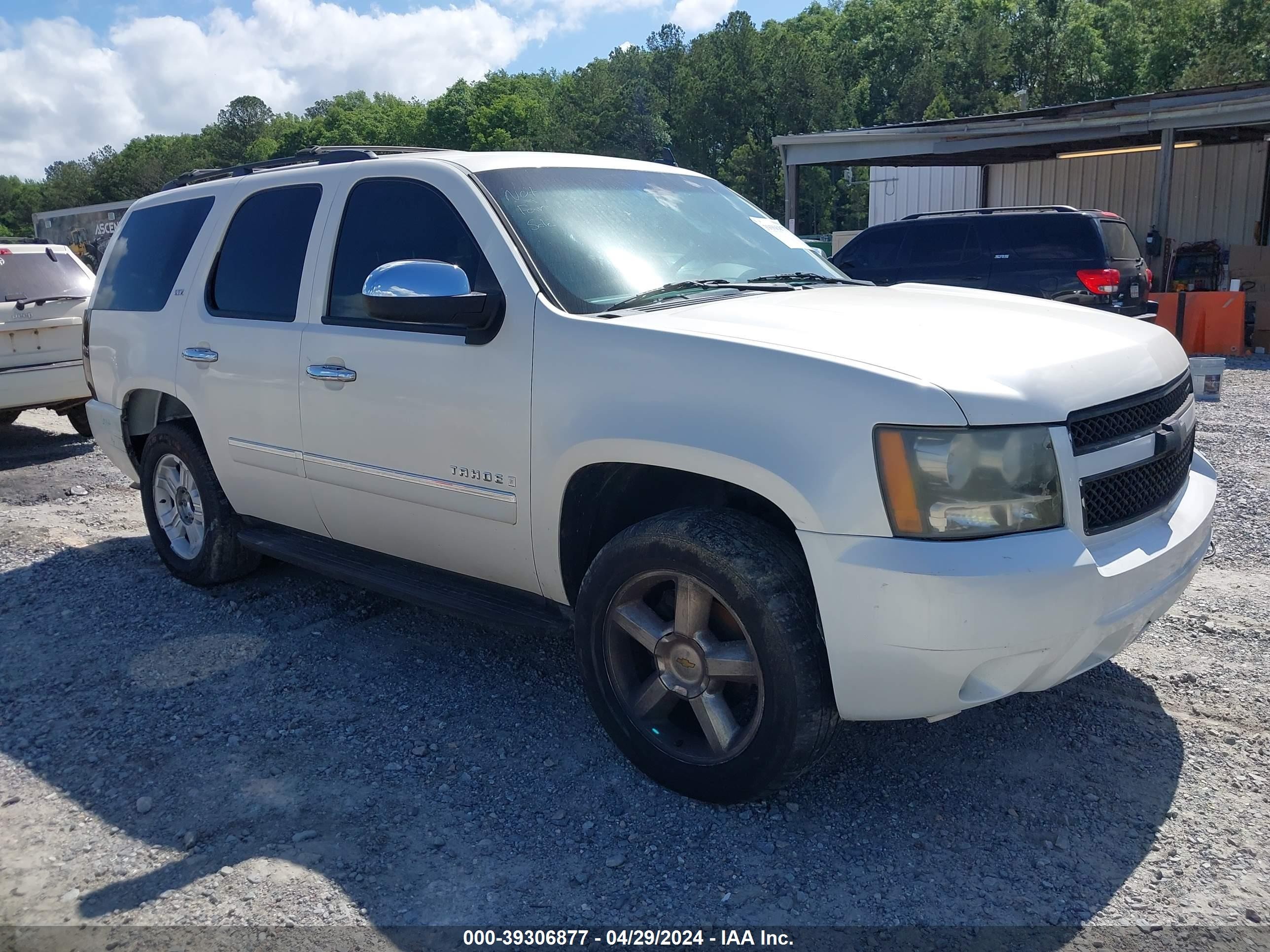 chevrolet tahoe 2009 1gnfc33099r284016