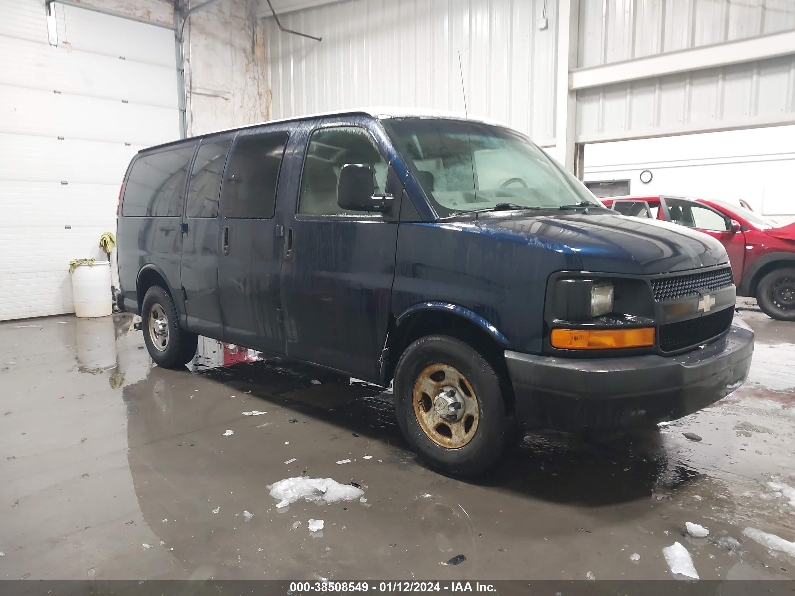 chevrolet express 2008 1gnfg154581213174