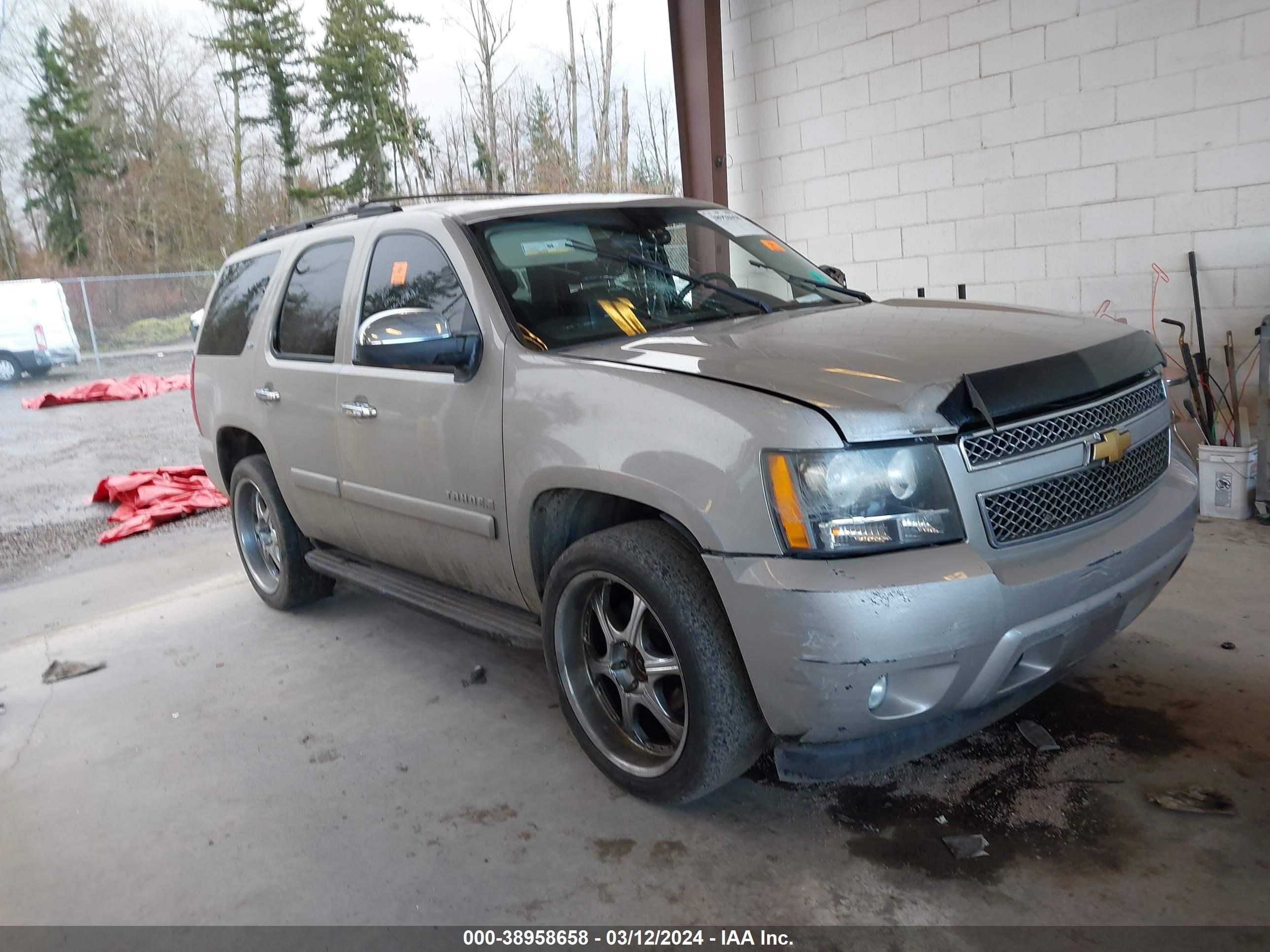 chevrolet tahoe 2008 1gnfk13008j100666