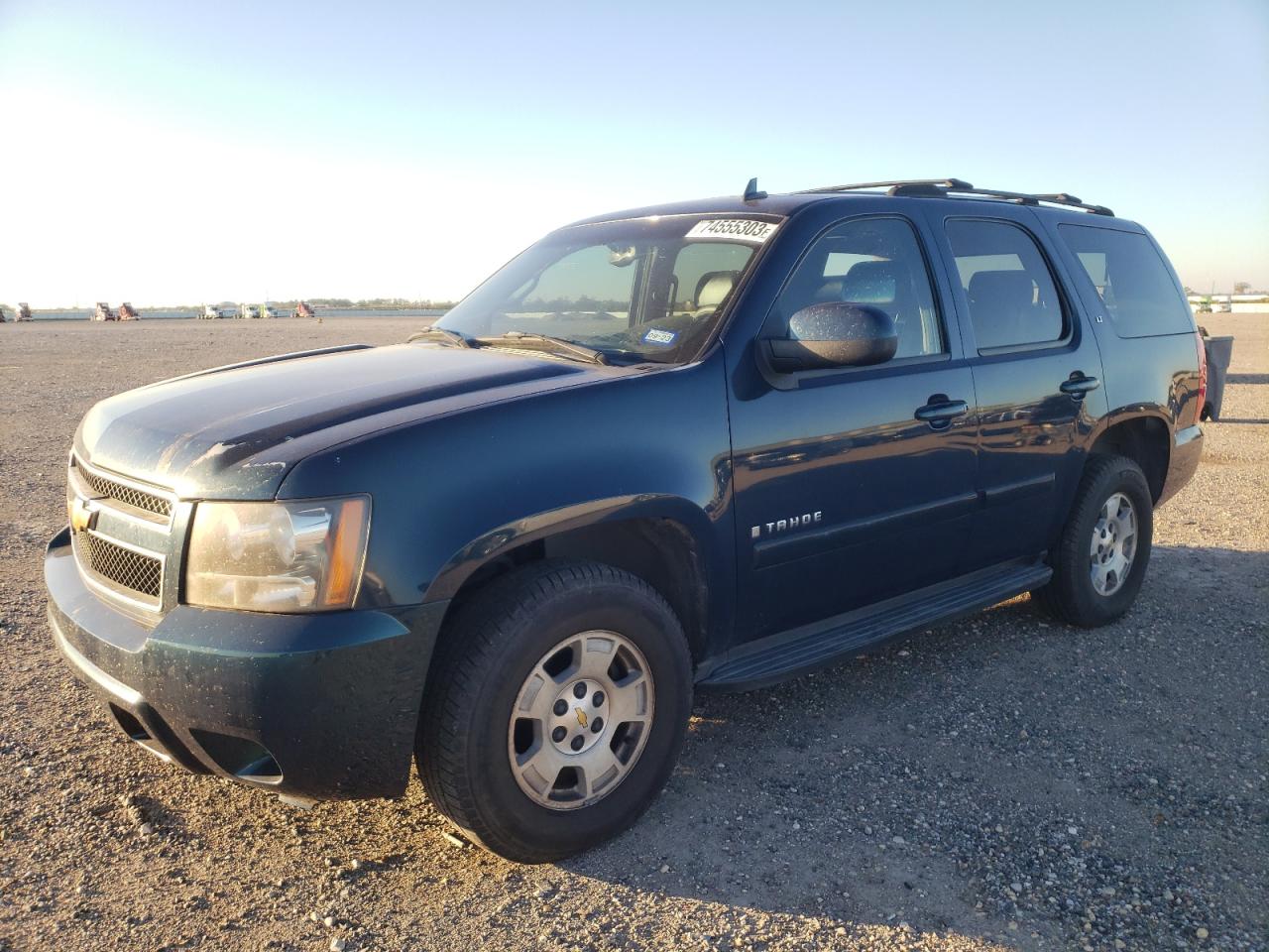 chevrolet tahoe 2007 1gnfk13027j258795