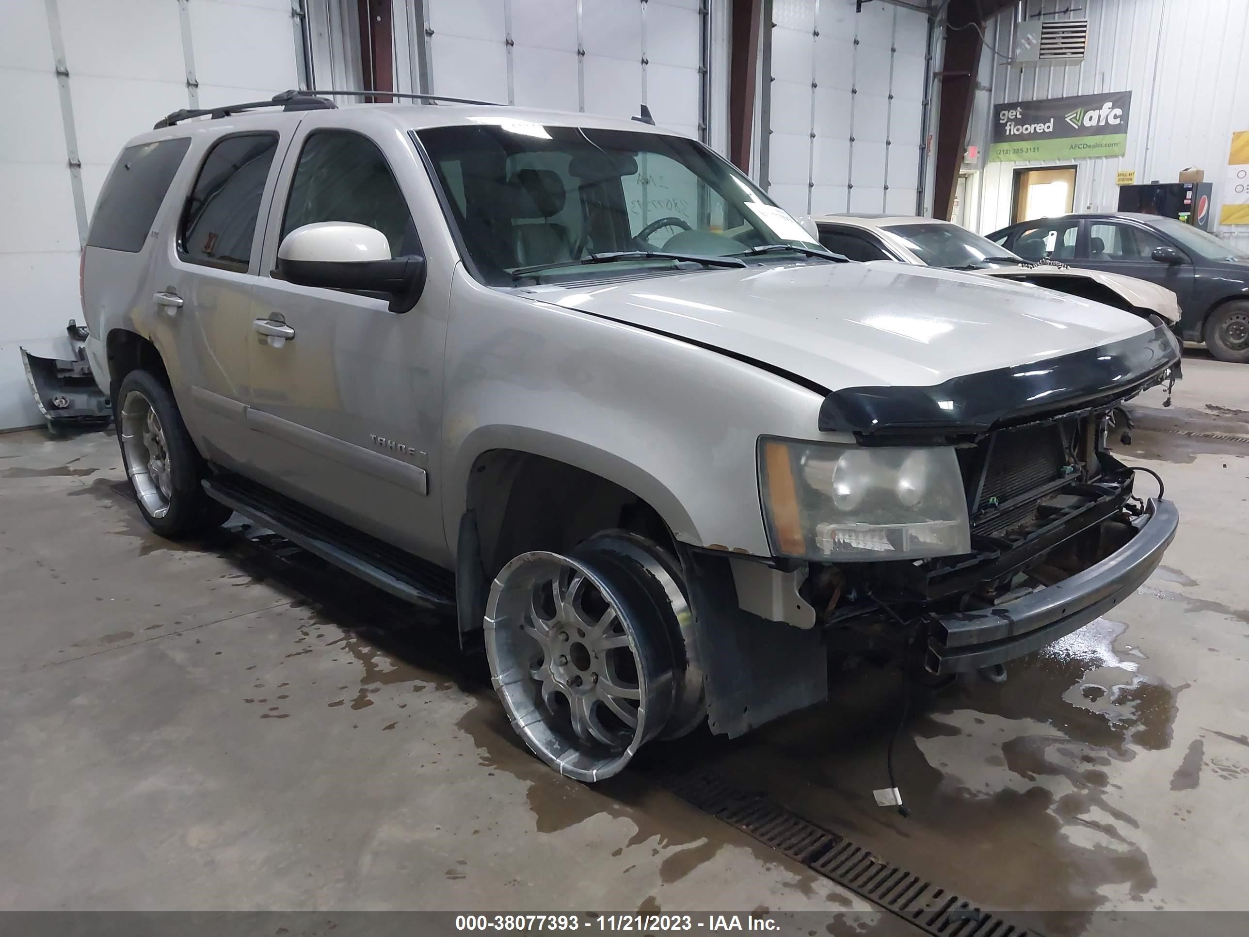 chevrolet tahoe 2007 1gnfk13057j137243