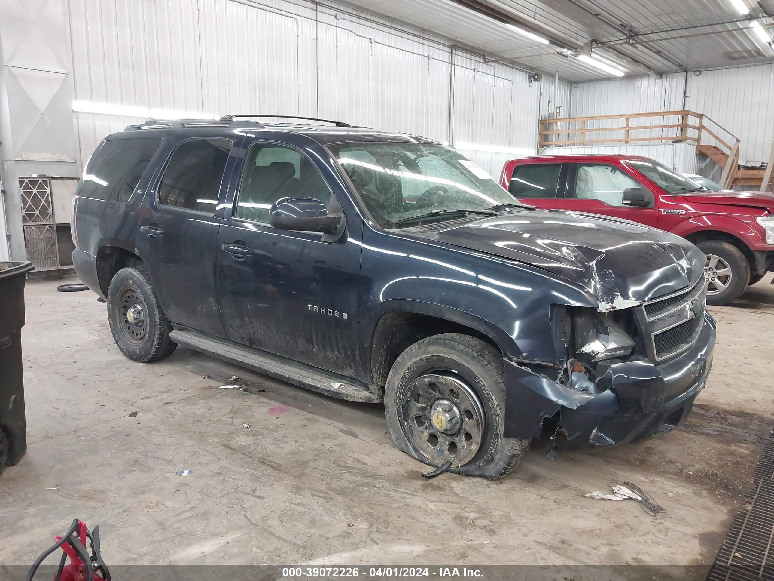 chevrolet tahoe 2007 1gnfk13067j389342