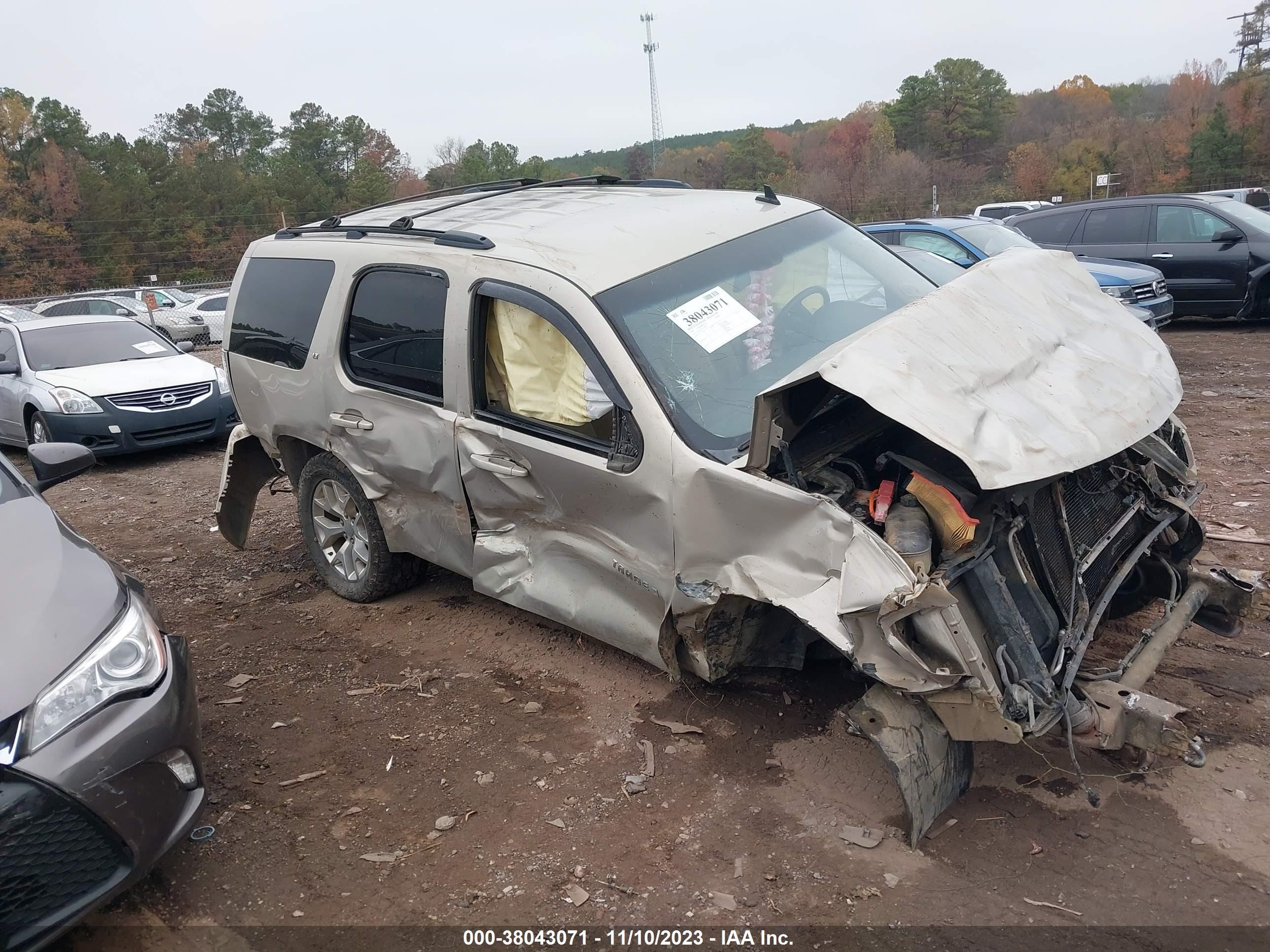 chevrolet tahoe 2007 1gnfk13077j339839