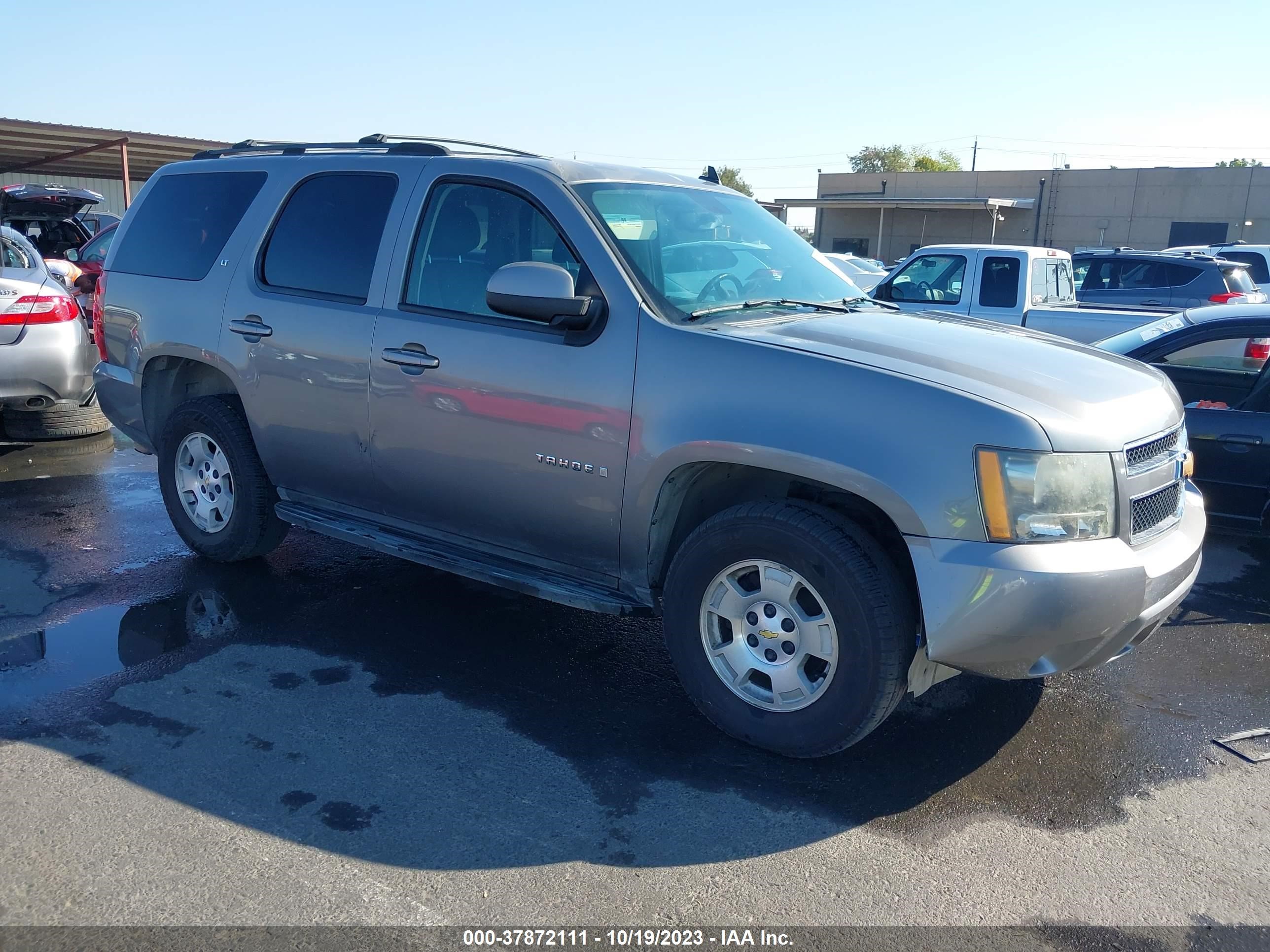 chevrolet tahoe 2007 1gnfk13087j124650