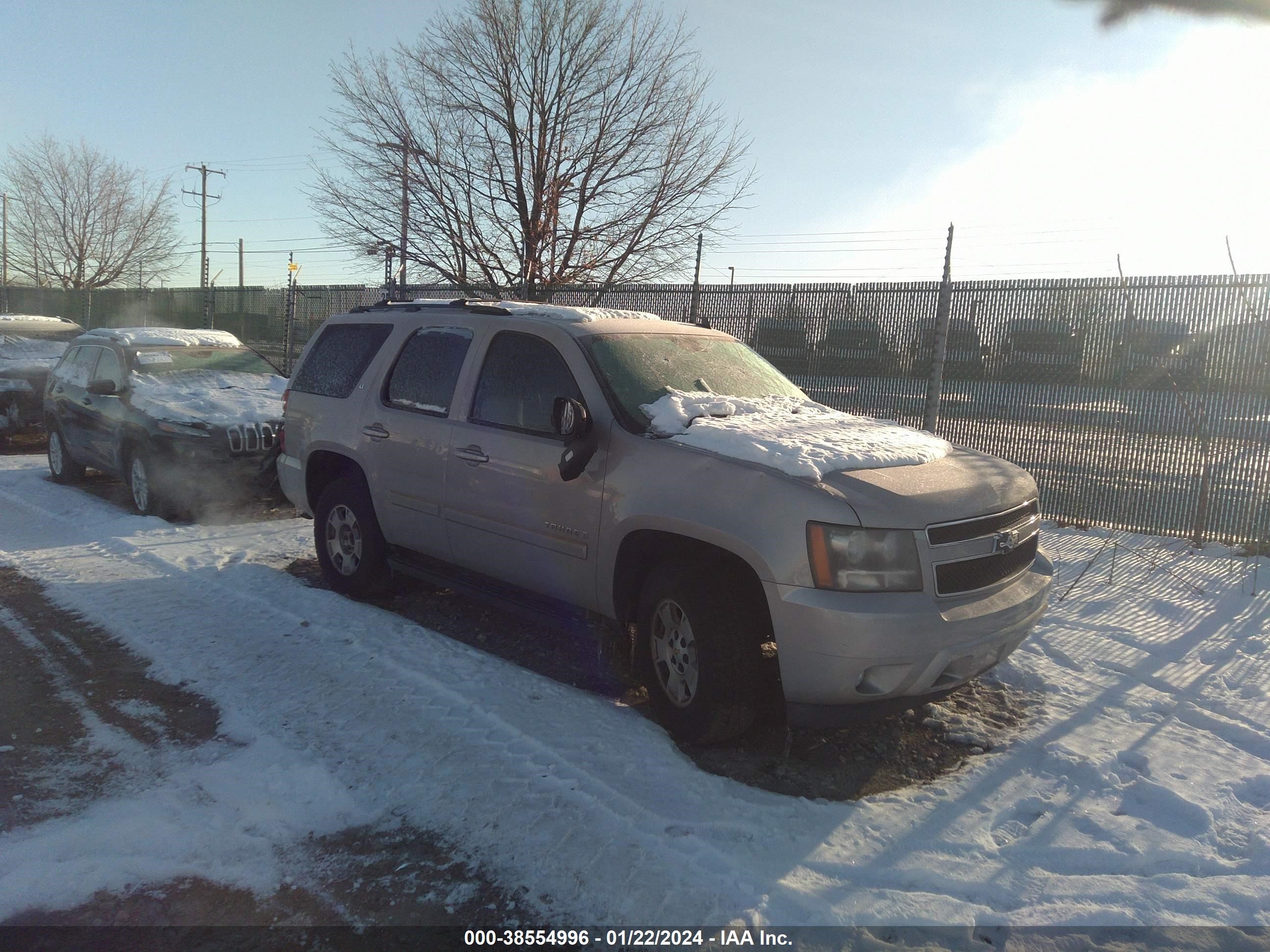 chevrolet tahoe 2007 1gnfk13087j405489