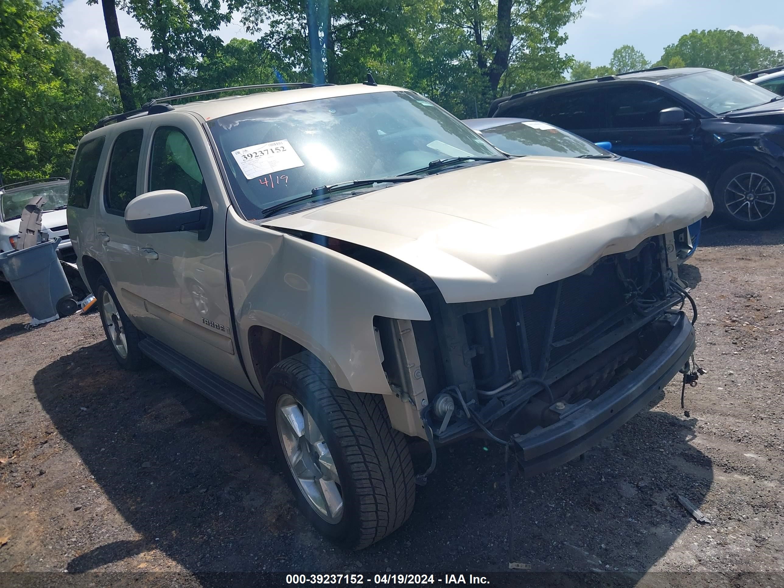 chevrolet tahoe 2007 1gnfk13097r106787