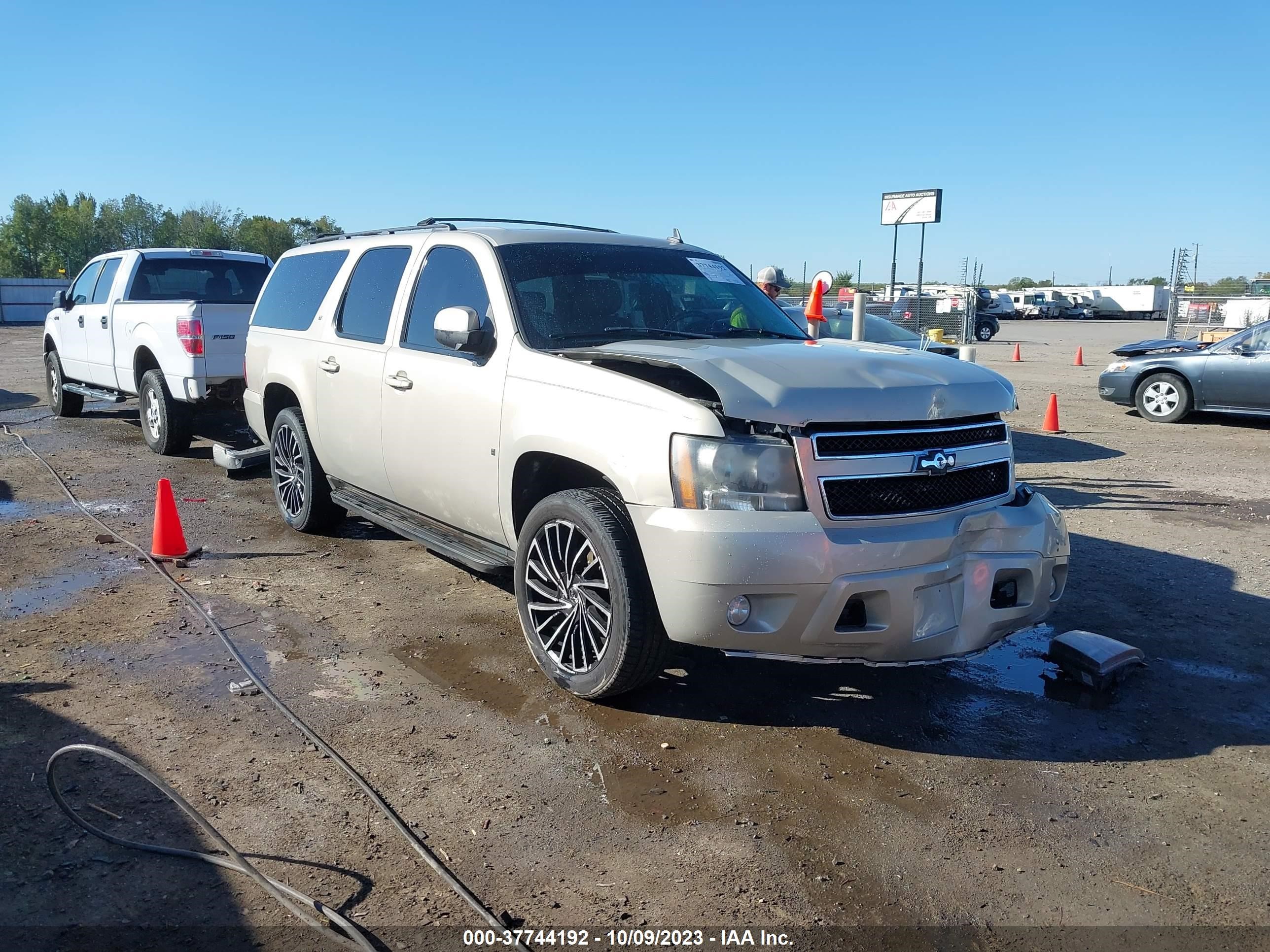 chevrolet suburban 2008 1gnfk16y78r121985