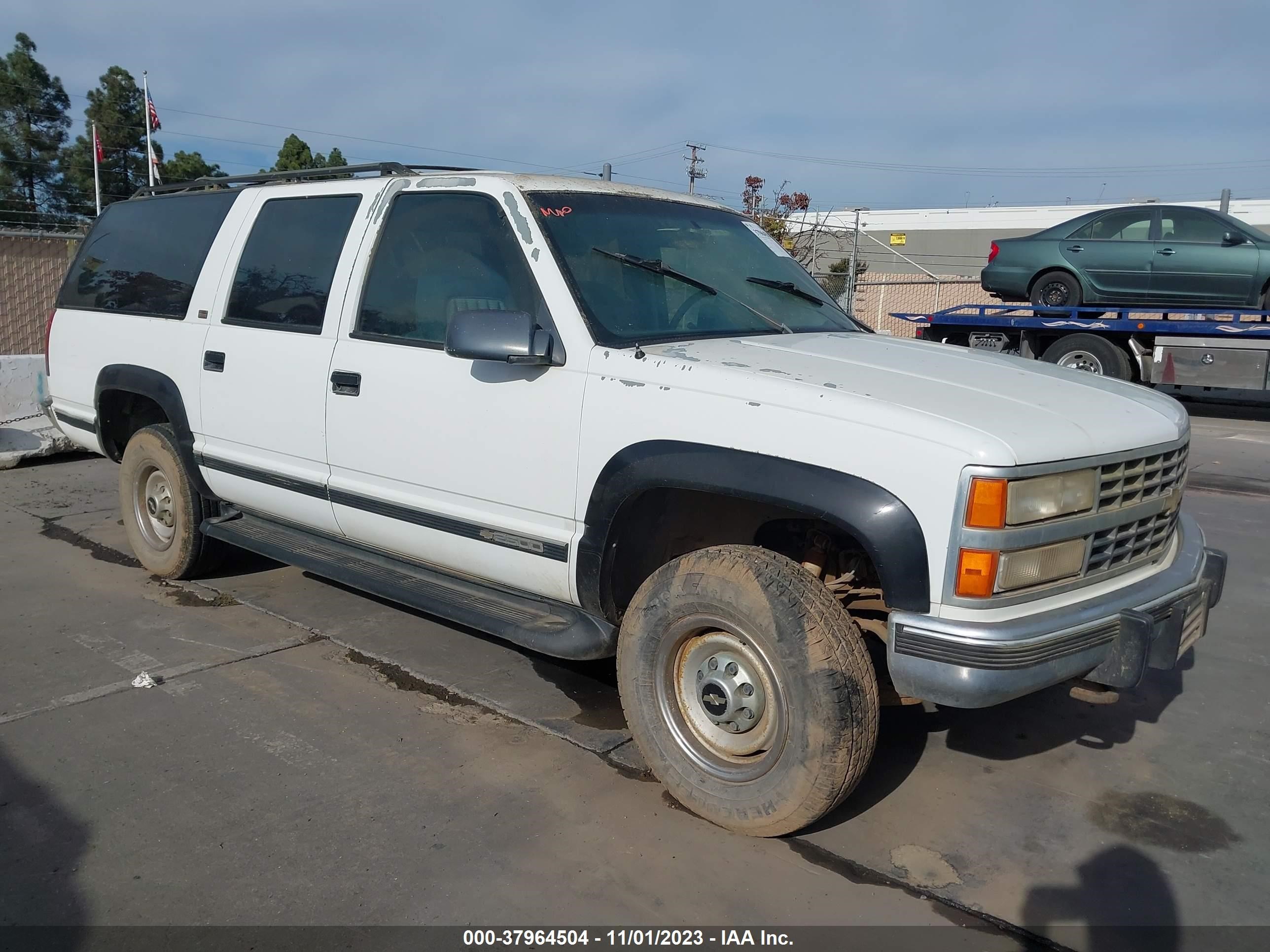 chevrolet suburban 1993 1gngk26k5pj366903